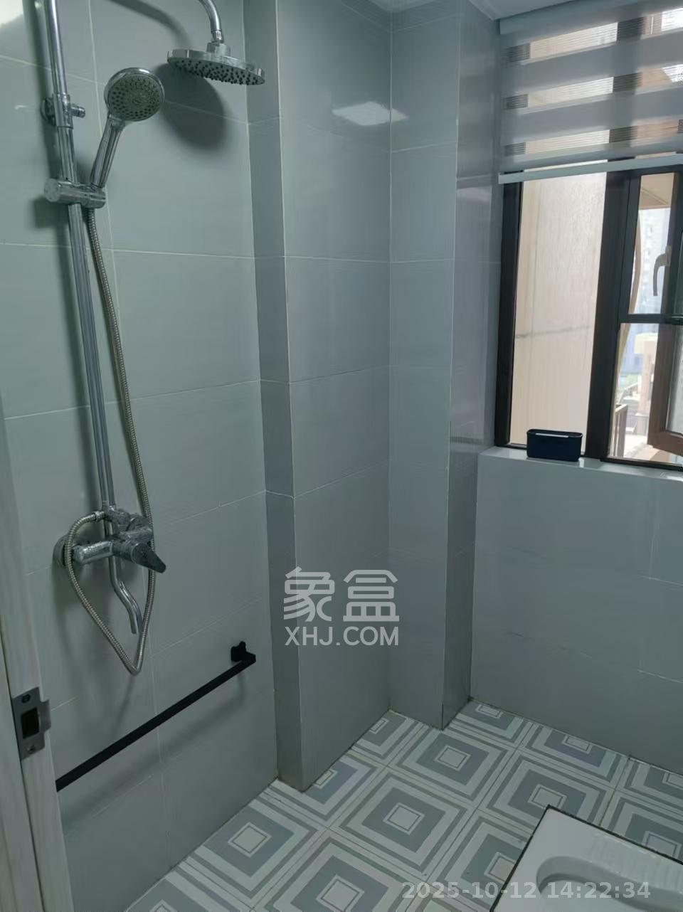 尚鑫海悦(新长海尚海城)  3室2厅1卫    2400.0元/月 尚鑫海悦(新长海尚海城)  3室2厅1卫    2400.0元/月室内图