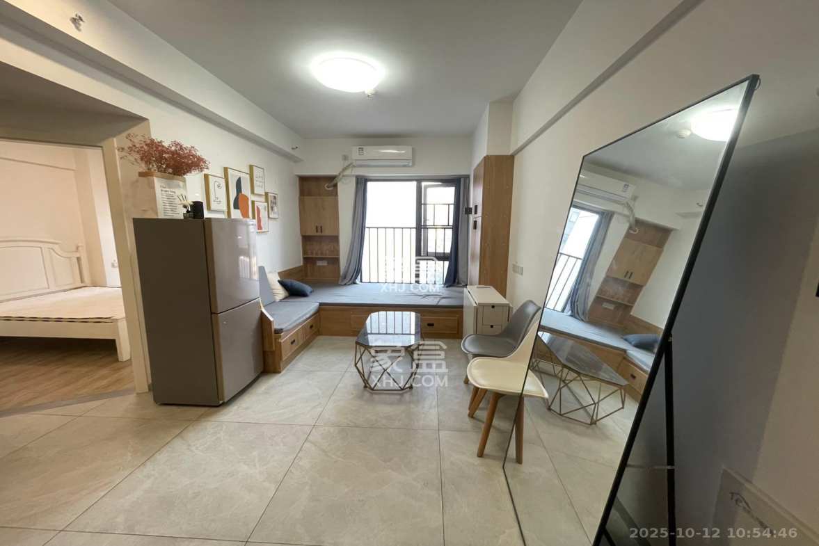 复地星光天地 1室0厅0卫 1900.0元/月 复地星光天地 1室0厅0卫 1900.0元/月室内图