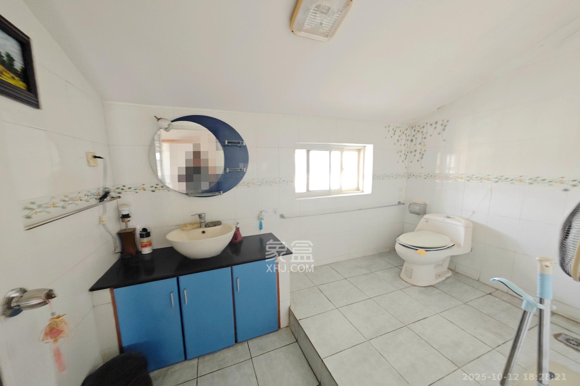 怡景民居 4室2厅2卫 53.0万 怡景民居 4室2厅2卫 53.0万其他