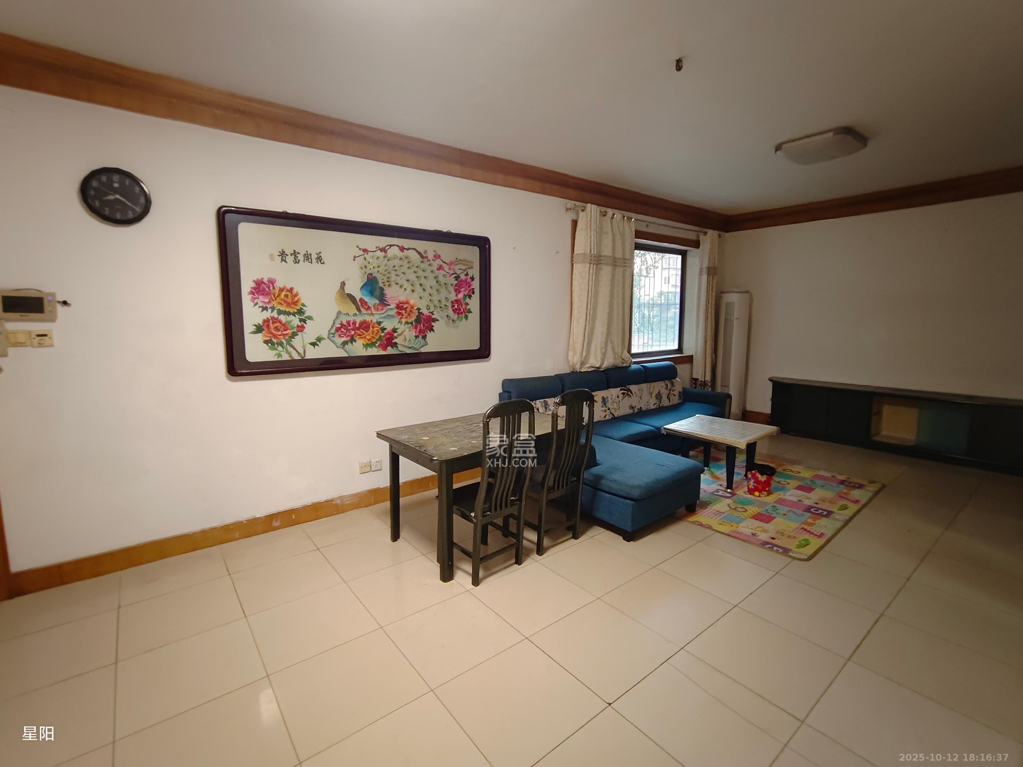 省卫生厅宿舍 3室2厅1卫 2700.0元/月 省卫生厅宿舍 3室2厅1卫 2700.0元/月室内图