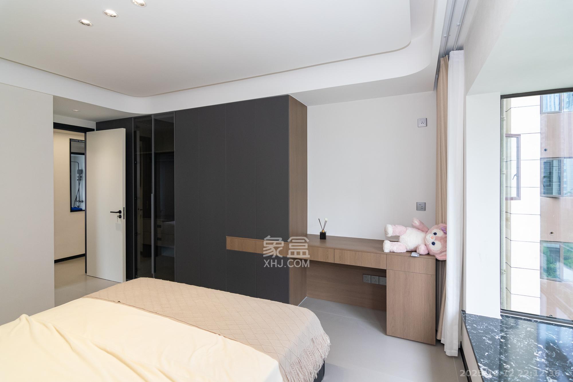 润和雅郡(润和紫郡六期) 4室2厅2卫 139.8万 润和雅郡(润和紫郡六期) 4室2厅2卫 139.8万卧室