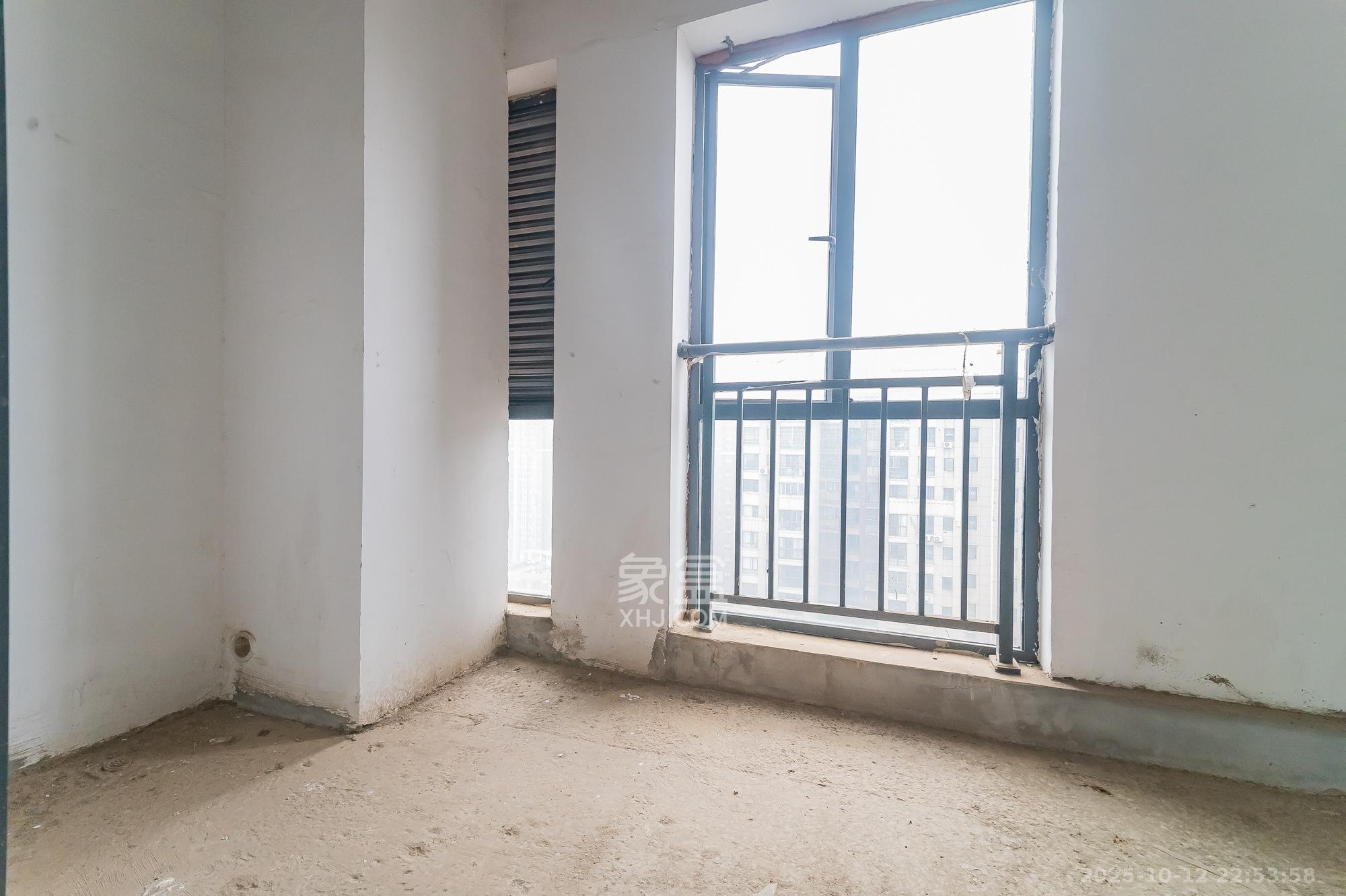 印山蓝色海岸  3室2厅1卫    51.8万 印山蓝色海岸  3室2厅1卫    51.8万其他