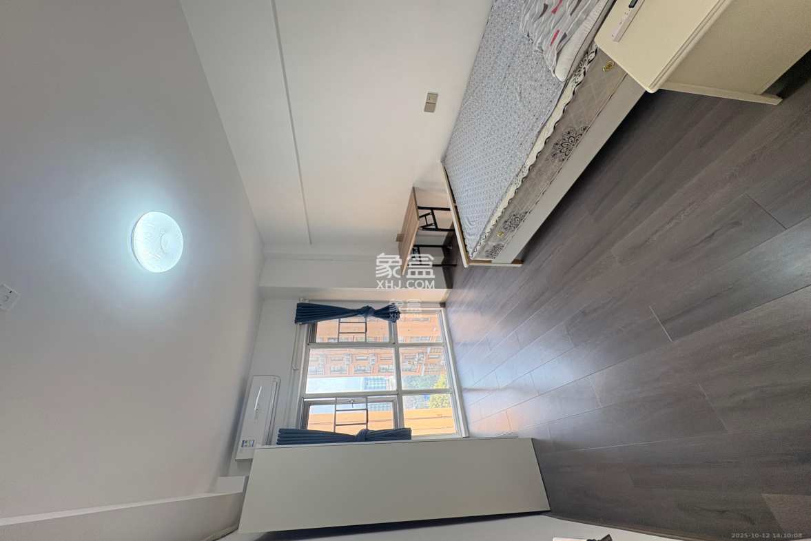 COCO蜜城 2室1厅1卫 1800.0元/月 COCO蜜城 2室1厅1卫 1800.0元/月室内图