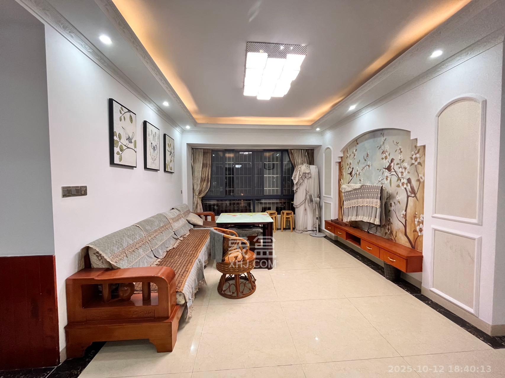 黑金时代广场 3室2厅2卫 2400.0元/月 黑金时代广场 3室2厅2卫 2400.0元/月室内图