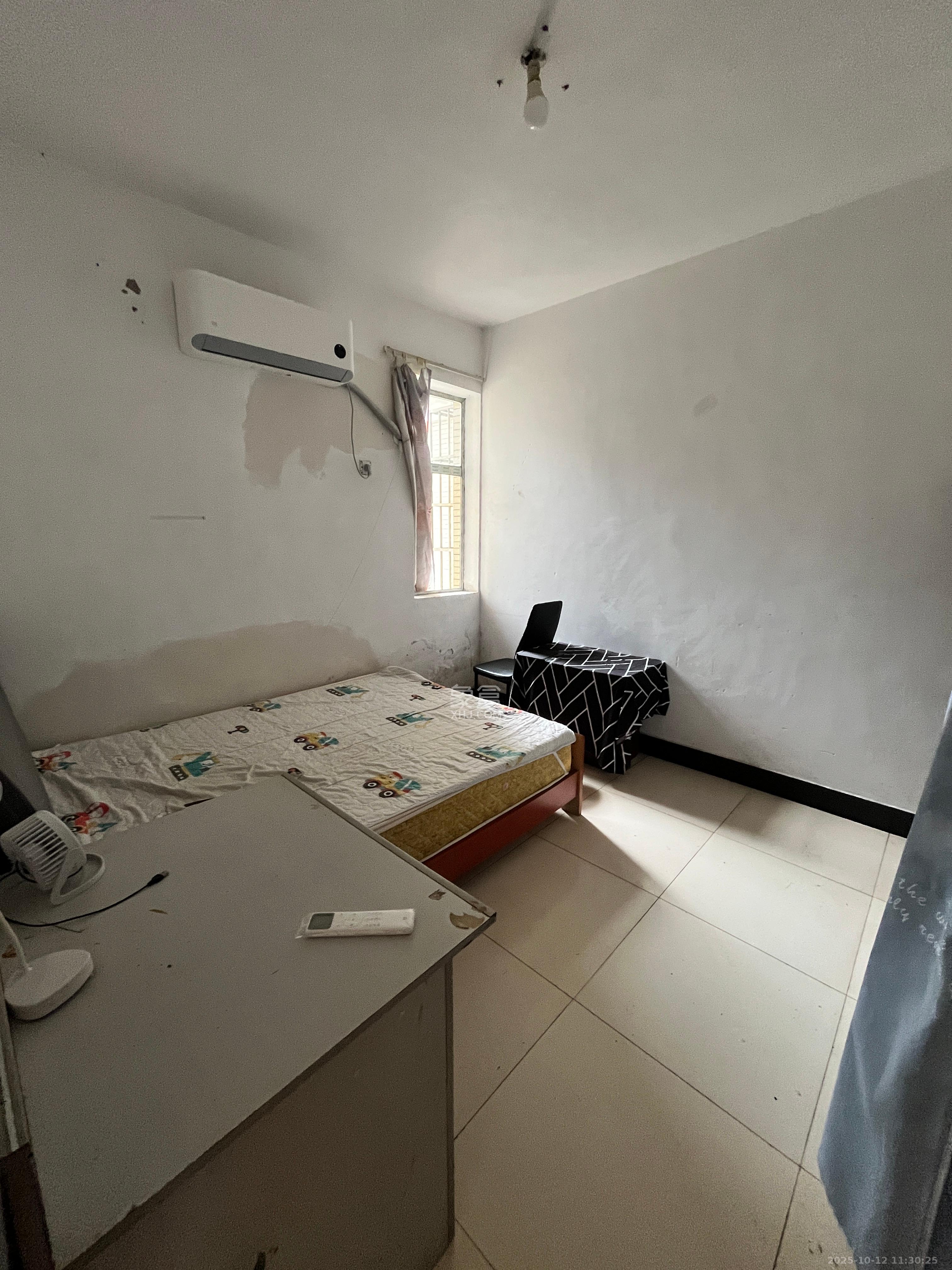 银馨家园  2室1厅1卫    1800.0元/月室内图