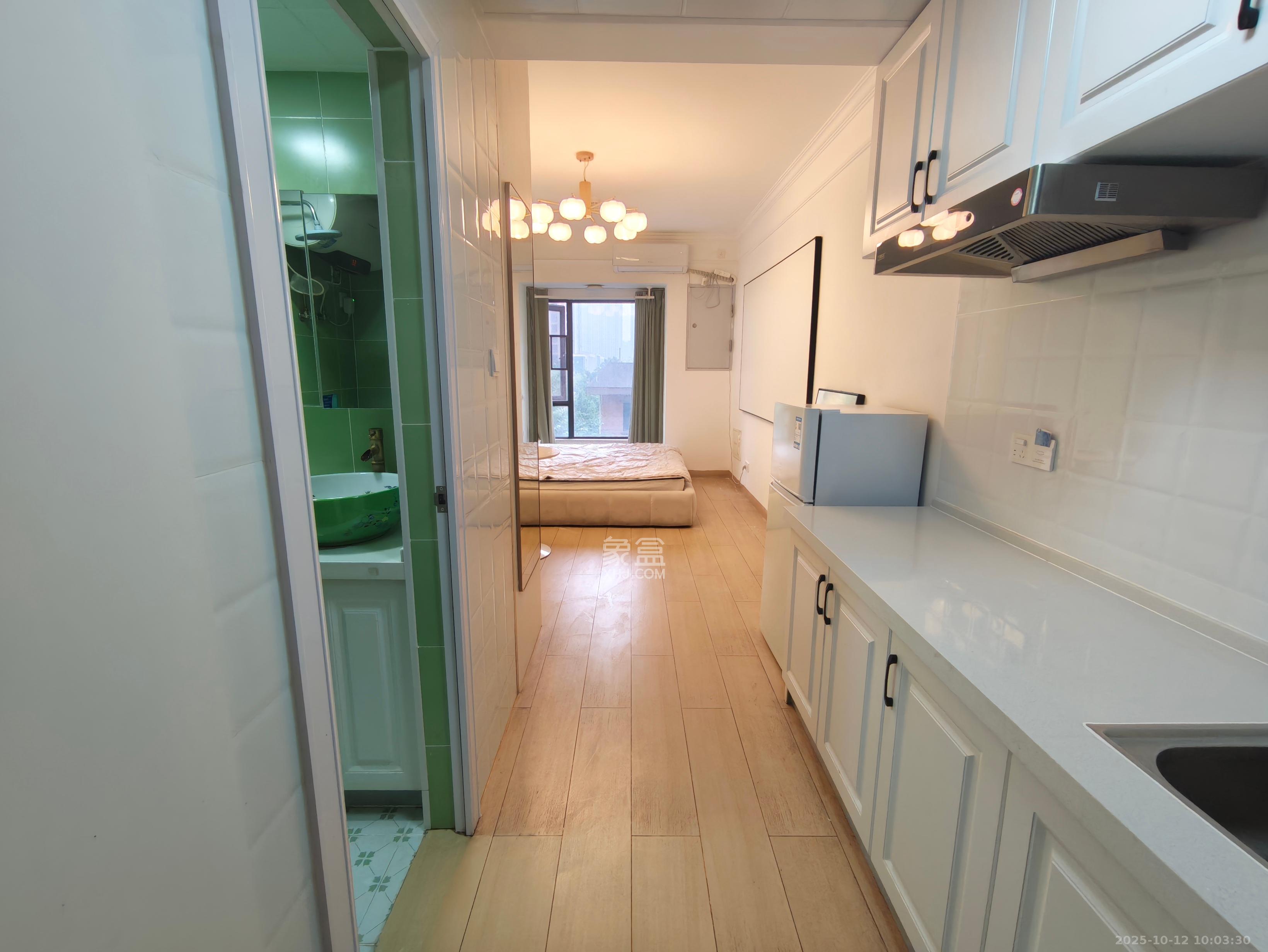 碧桂园城市之光 1室1厅1卫 1500.0元/月 碧桂园城市之光 1室1厅1卫 1500.0元/月室内图