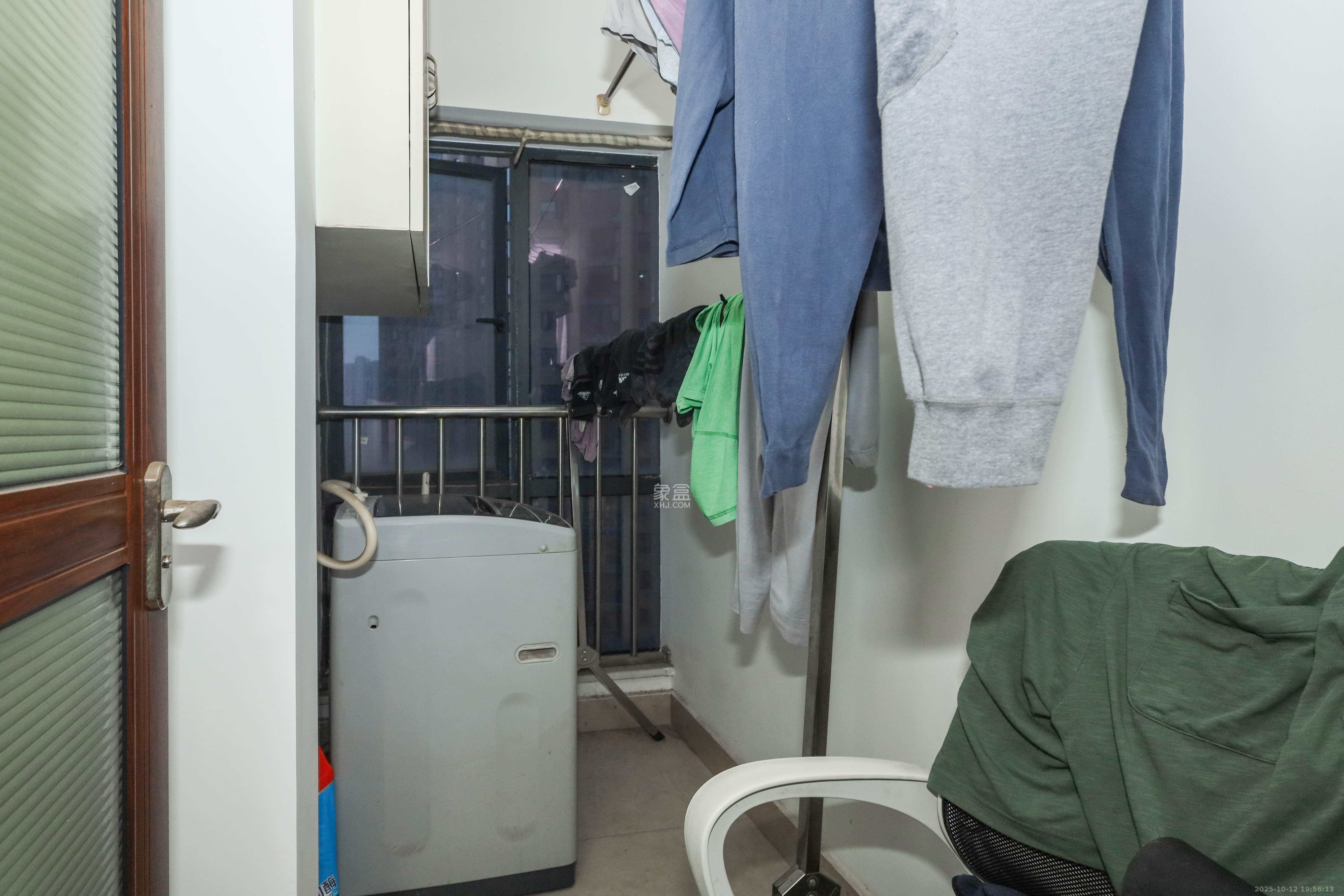 润芳园  2室1厅1卫    35.0万阳台