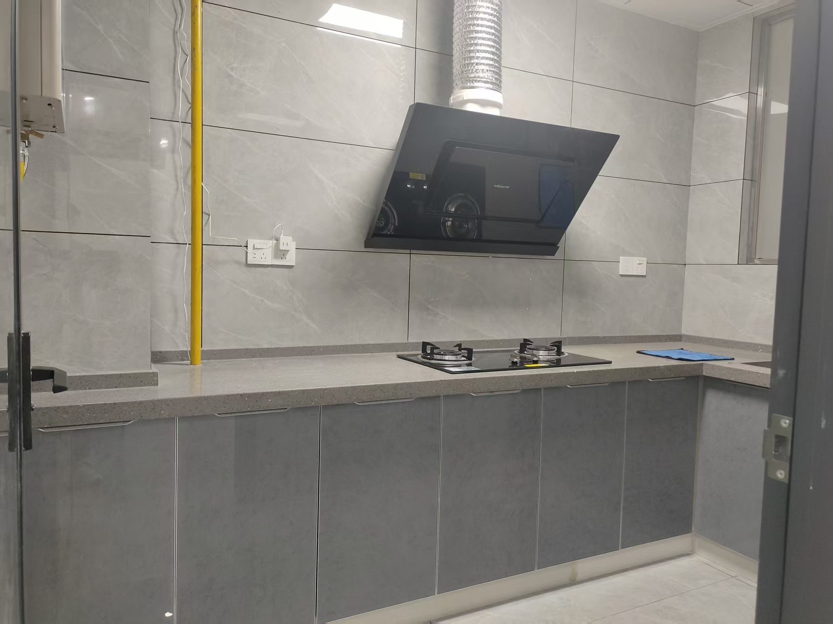 康城上品 3室1厅1卫 1400.0元/月 康城上品 3室1厅1卫 1400.0元/月室内图