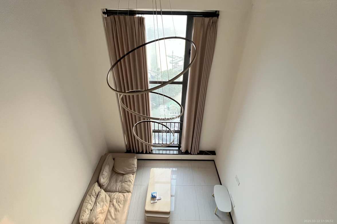 藏珑湖上公馆 1室1厅1卫 2700.0元/月 藏珑湖上公馆 1室1厅1卫 2700.0元/月室内图