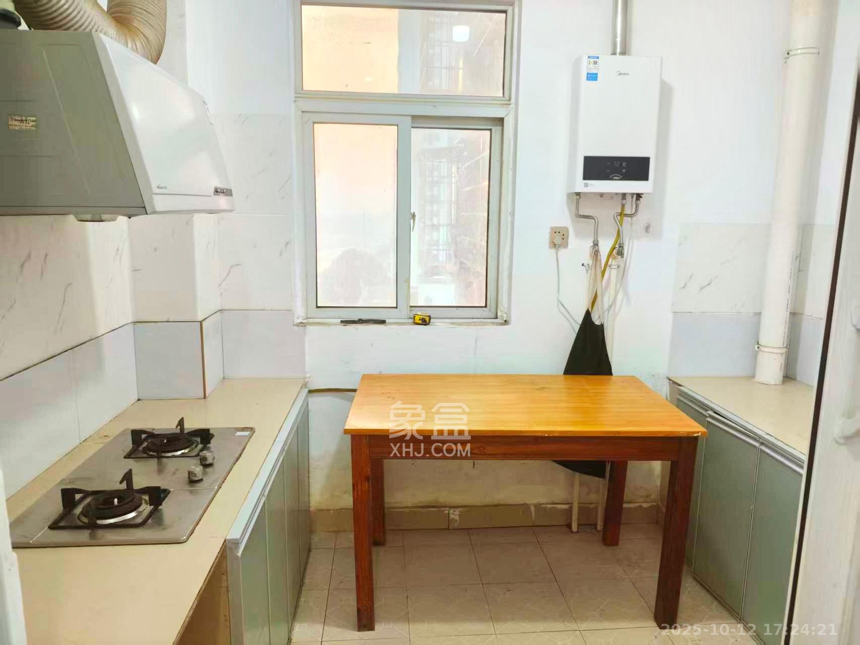 谷山乐园二期  2室2厅1卫    1600.0元/月室内图