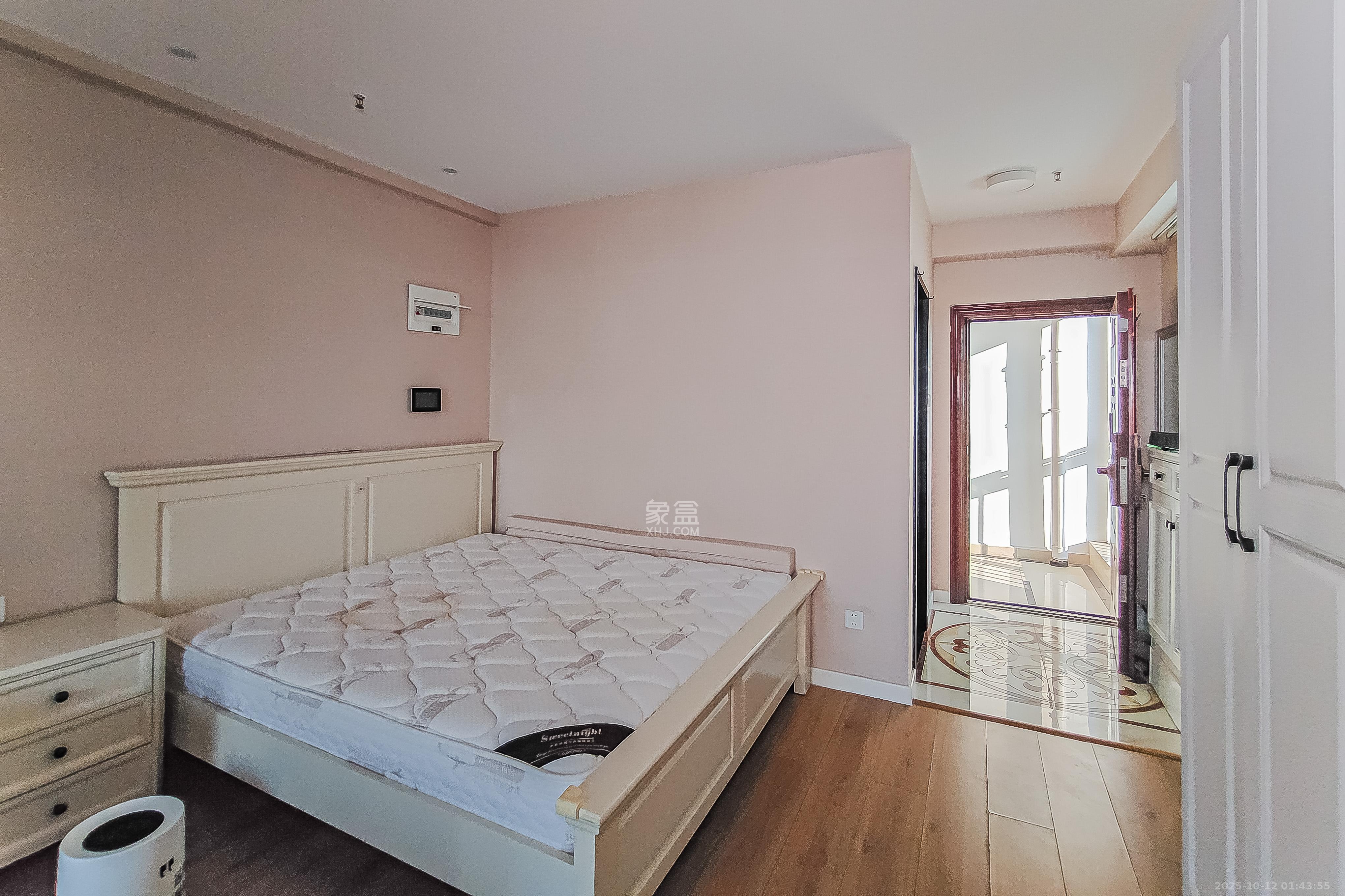 第六都（陆都小区）  1室1厅1卫    39.0万卧室