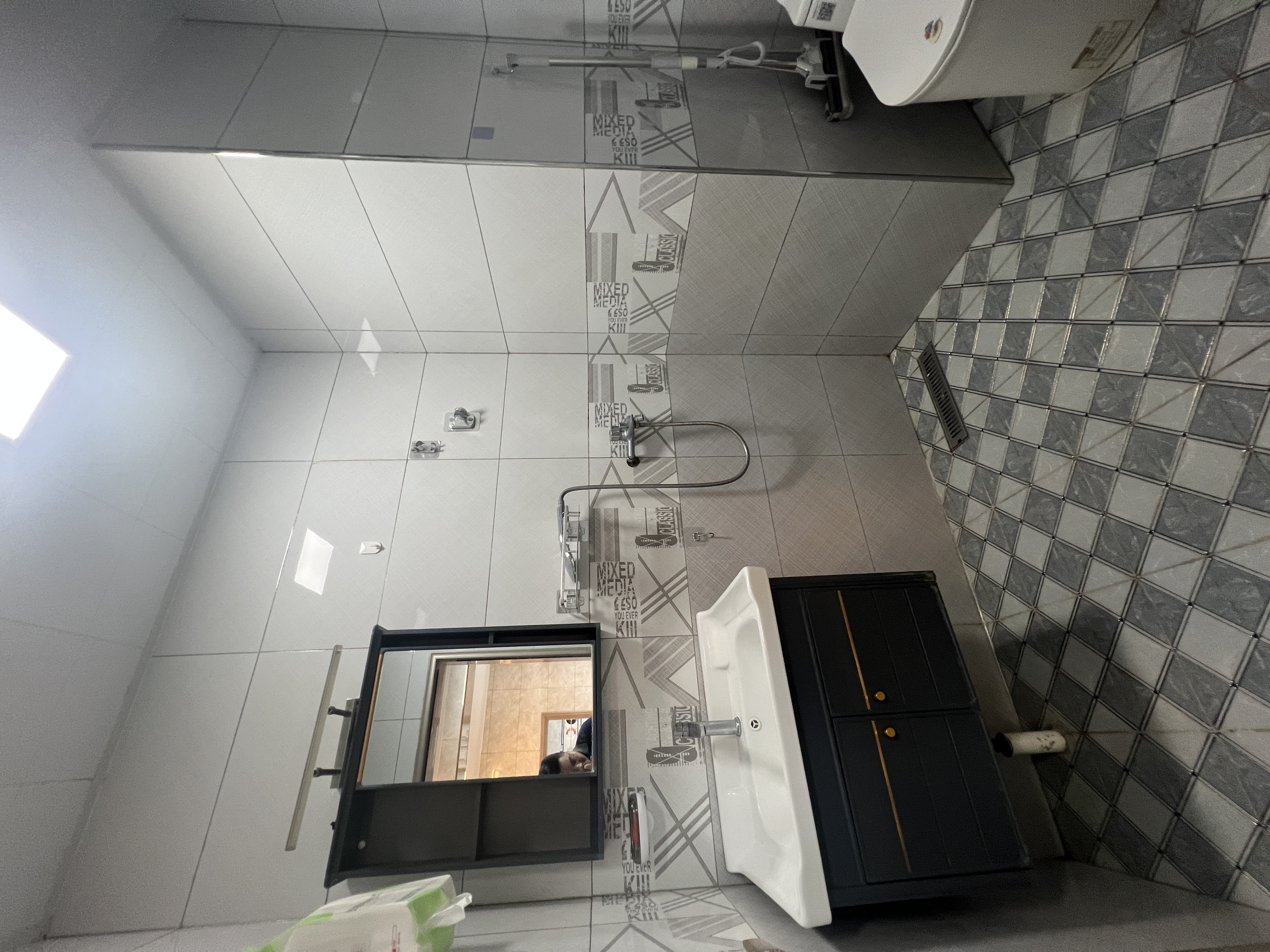 侨企大厦 2室1厅1卫 2300.0元/月 侨企大厦 2室1厅1卫 2300.0元/月室内图