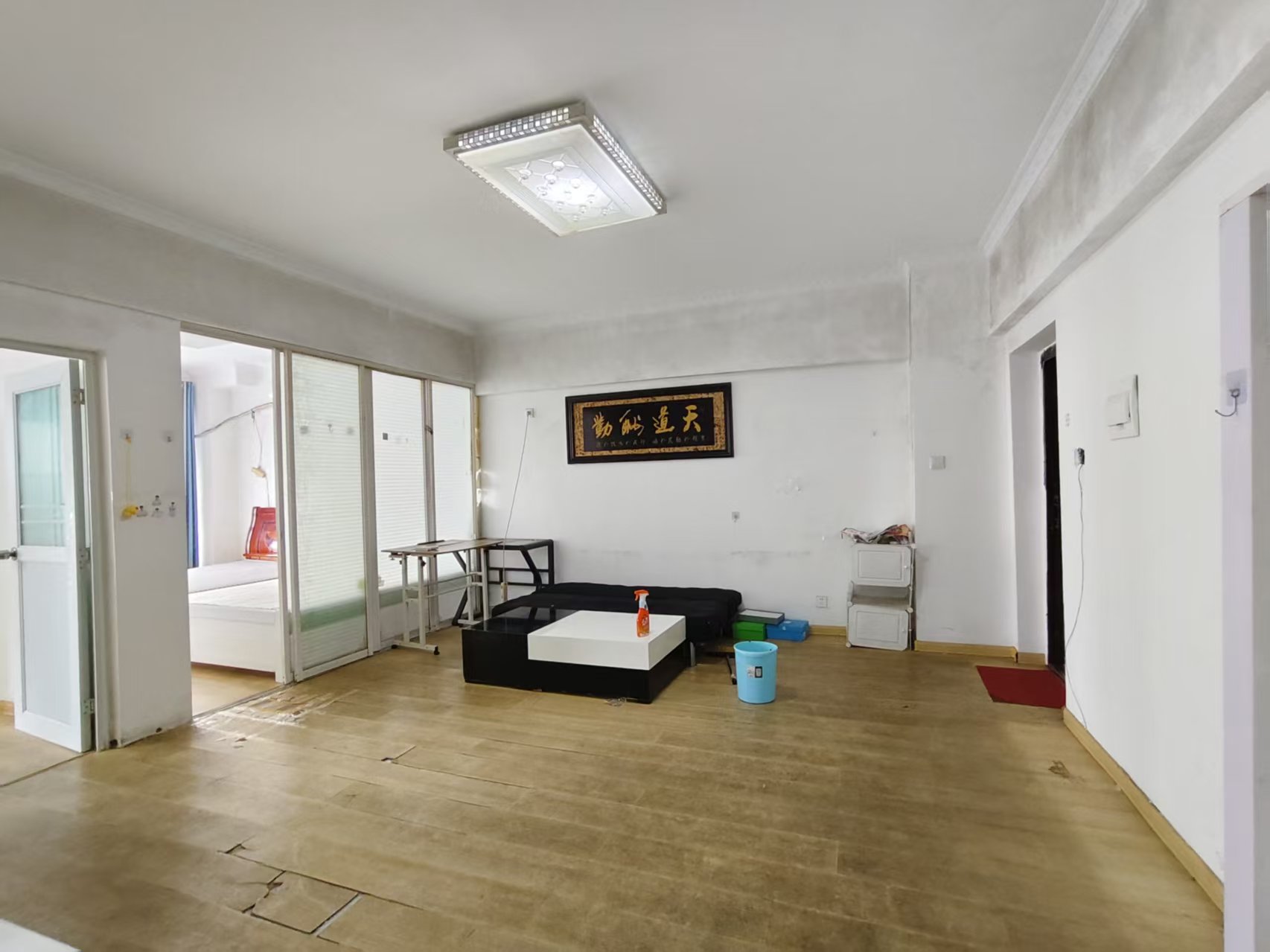 滨江财富中心 2室1厅1卫 1000.0元/月 滨江财富中心 2室1厅1卫 1000.0元/月室内图