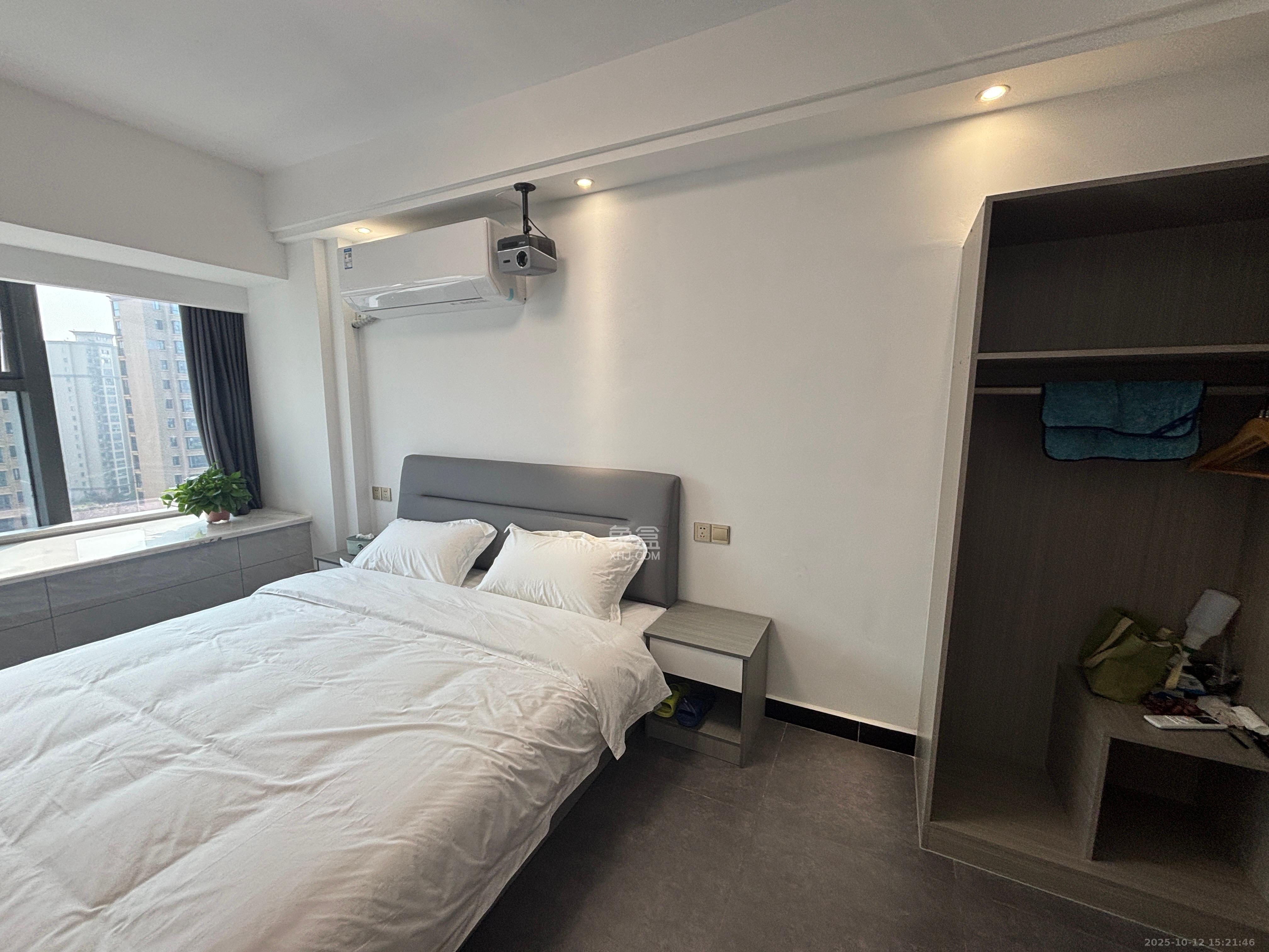 裕天国际商汇中心 1室0厅0卫 1400.0元/月 裕天国际商汇中心 1室0厅0卫 1400.0元/月室内图