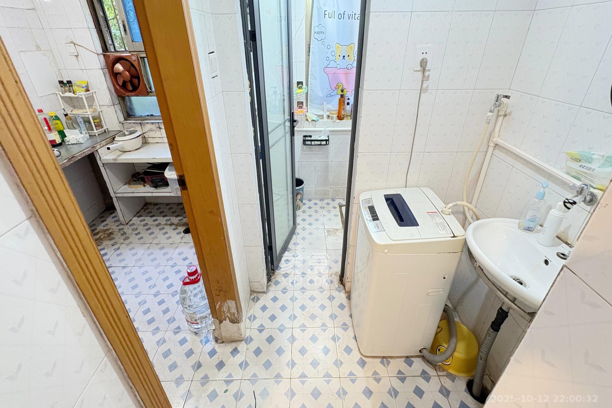 马王堆陶瓷城新合区 2室2厅1卫 45.0万 马王堆陶瓷城新合区 2室2厅1卫 45.0万卫生间