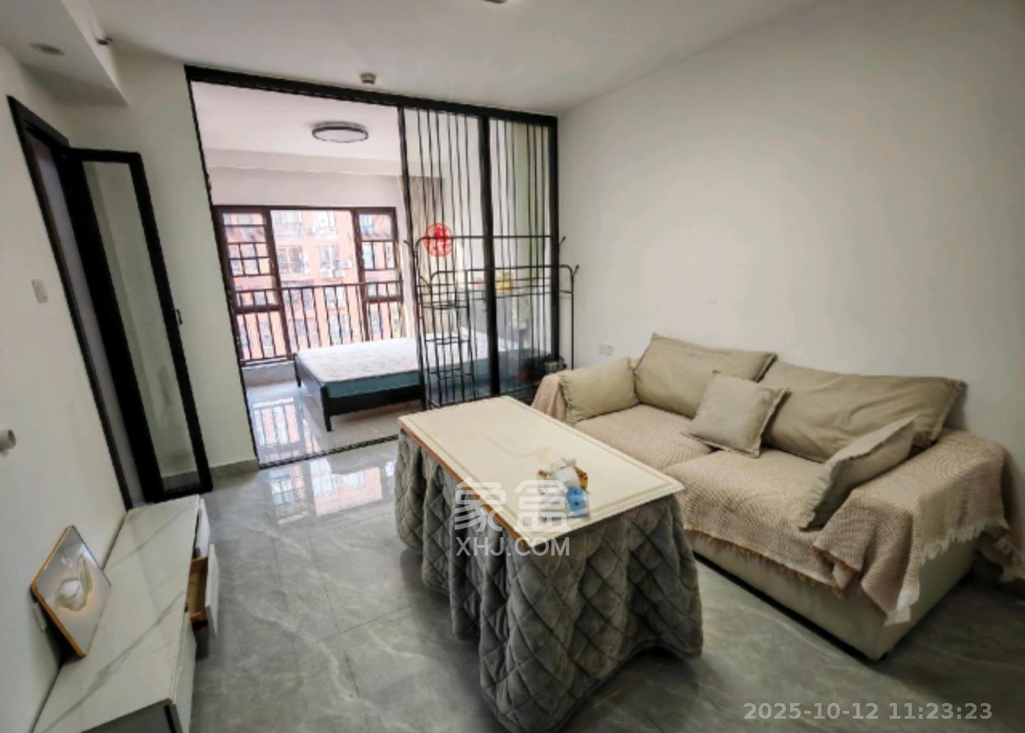 鑫远揽悦（鑫远和城三期）  1室1厅1卫    1600.0元/月