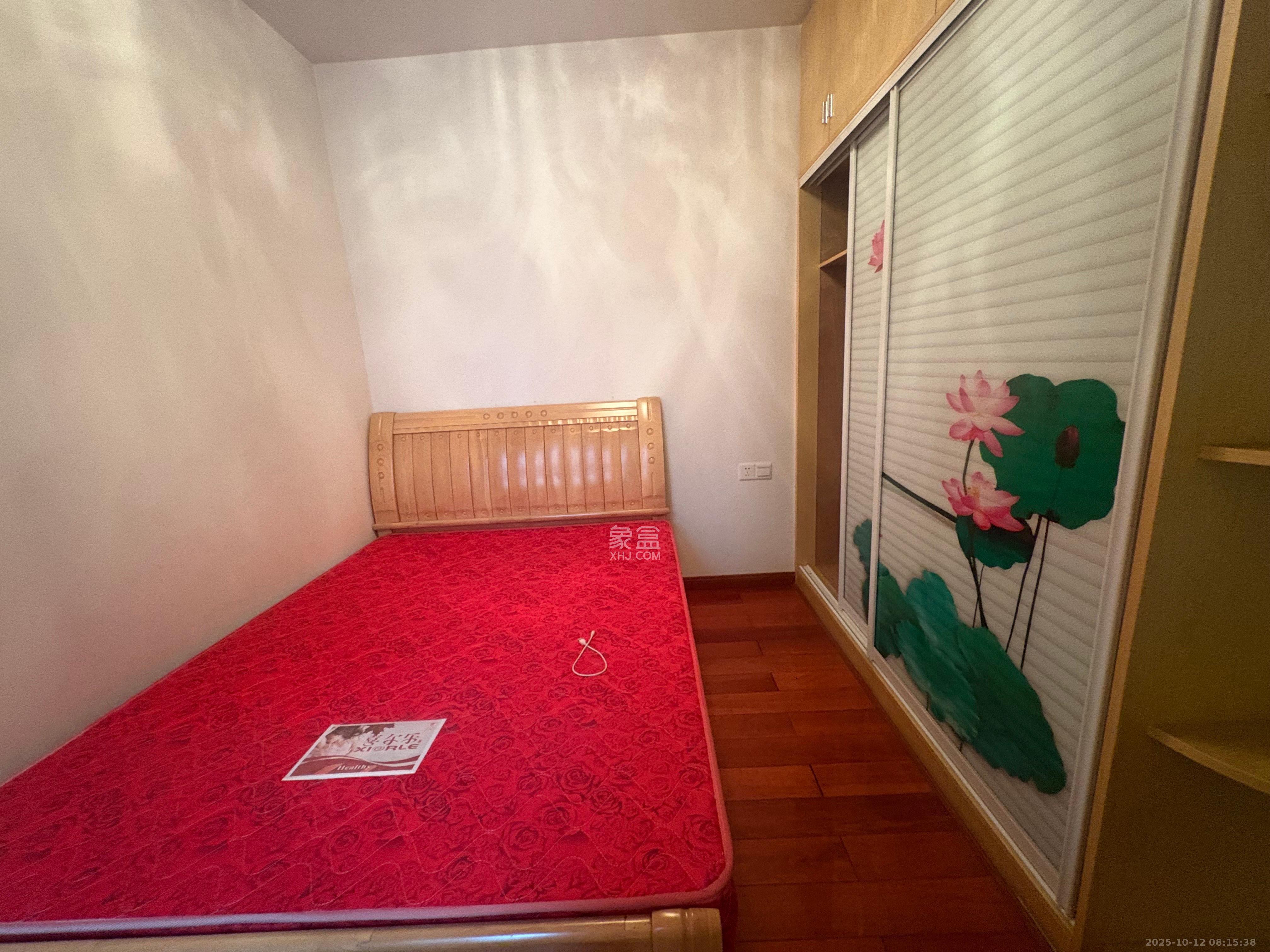 旭辉华庭  3室2厅1卫    1900.0元/月 旭辉华庭  3室2厅1卫    1900.0元/月室内图