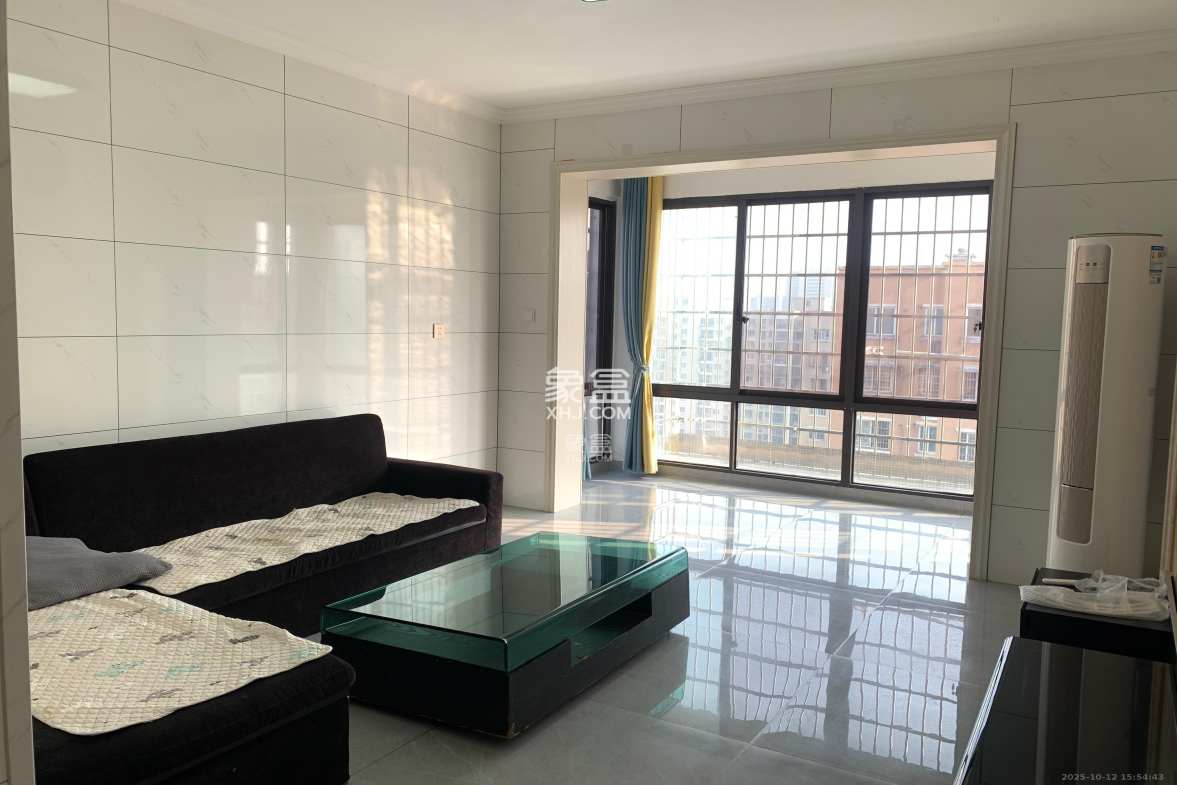 和润园一、二期  2室2厅1卫    1850.0元/月 和润园一、二期  2室2厅1卫    1850.0元/月室内图