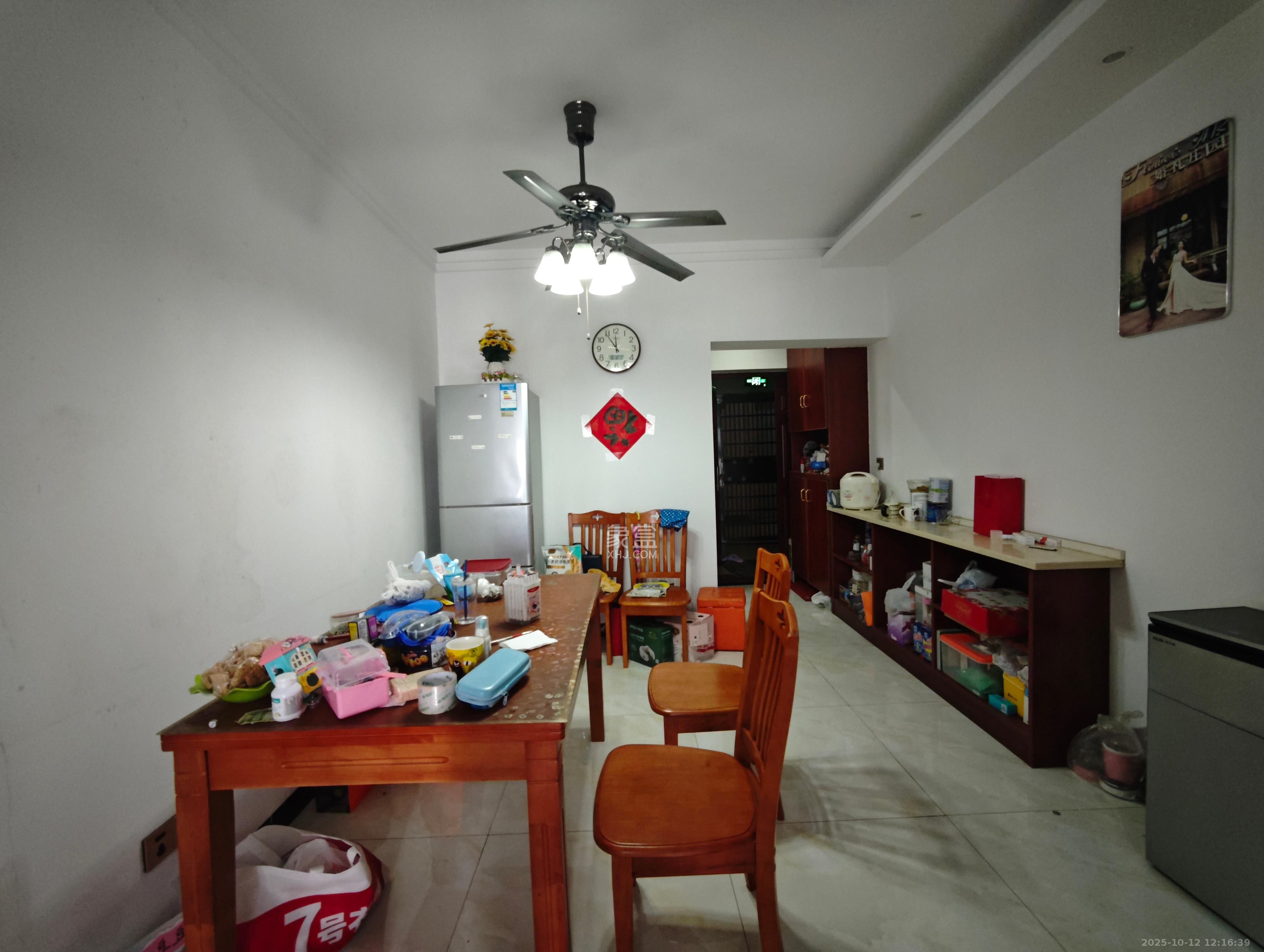 湖湾世景 3室2厅1卫 1900.0元/月 湖湾世景 3室2厅1卫 1900.0元/月室内图