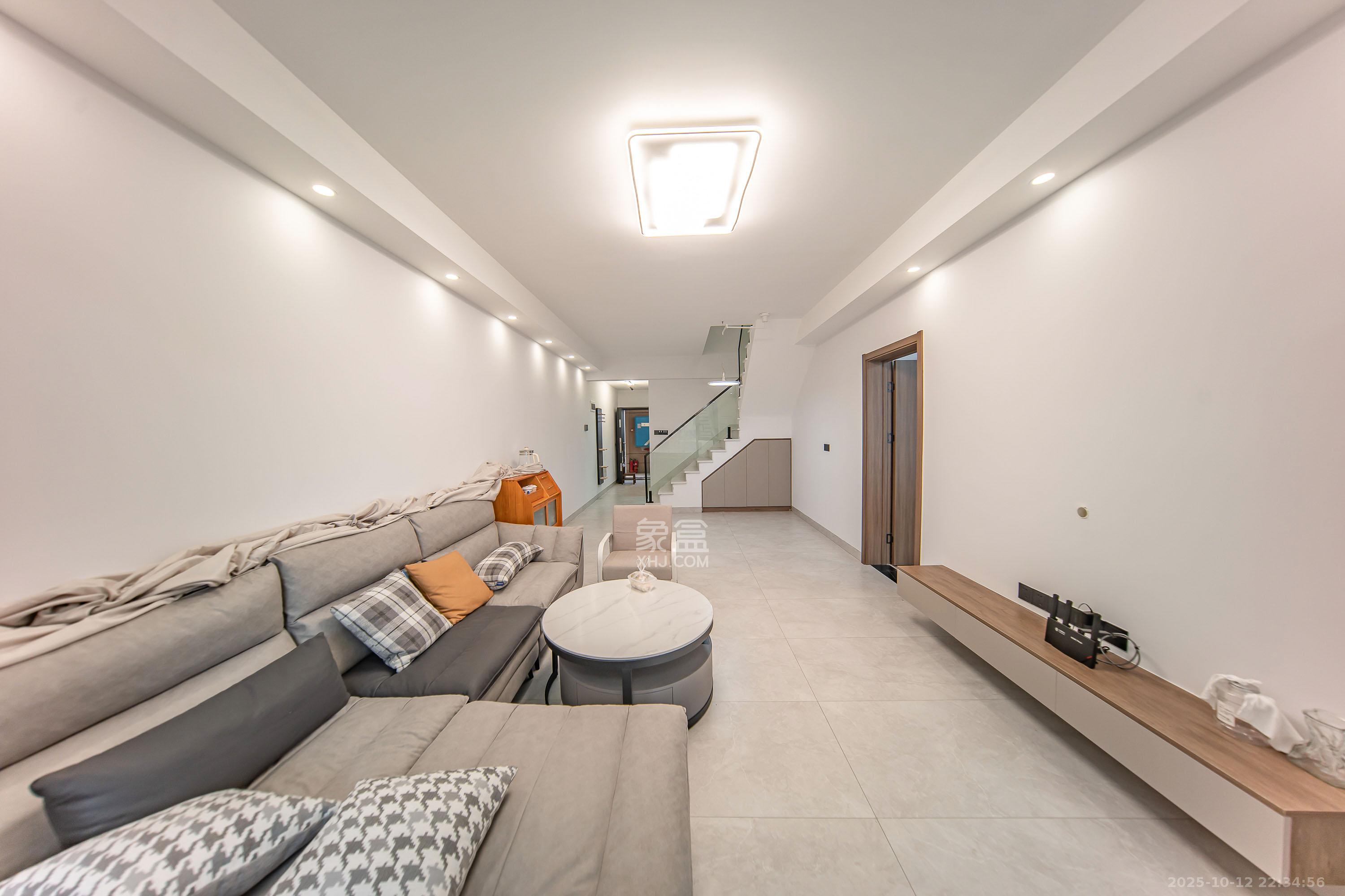 邦盛水岸御园  3室2厅2卫    129.0万