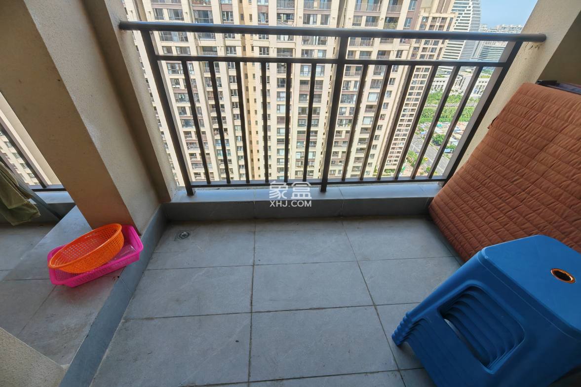 海航豪庭南苑  3室2厅2卫    4800.0元/月 海航豪庭南苑  3室2厅2卫    4800.0元/月室内图