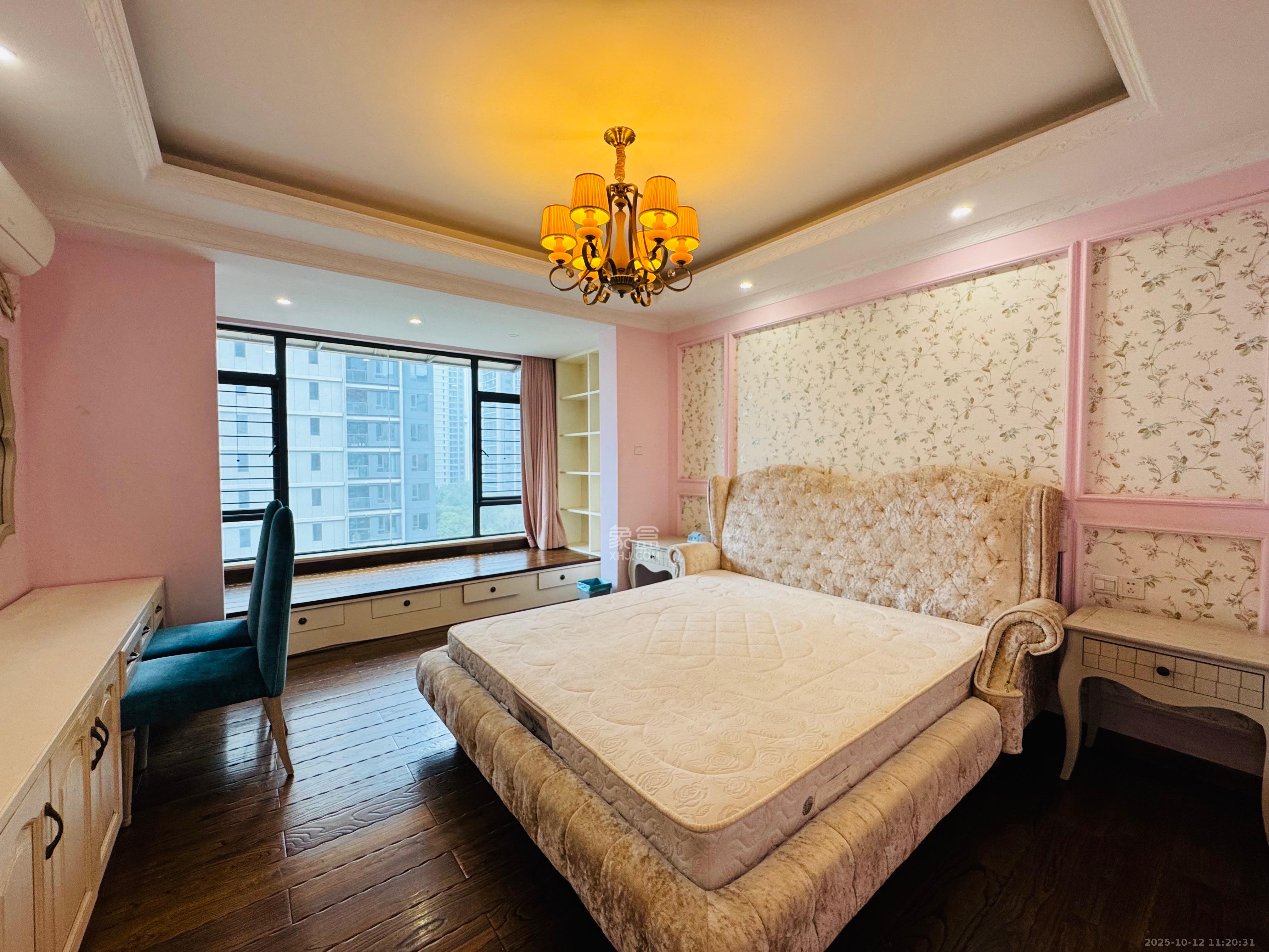 岳华嘉园  2室2厅2卫    2800.0元/月室内图