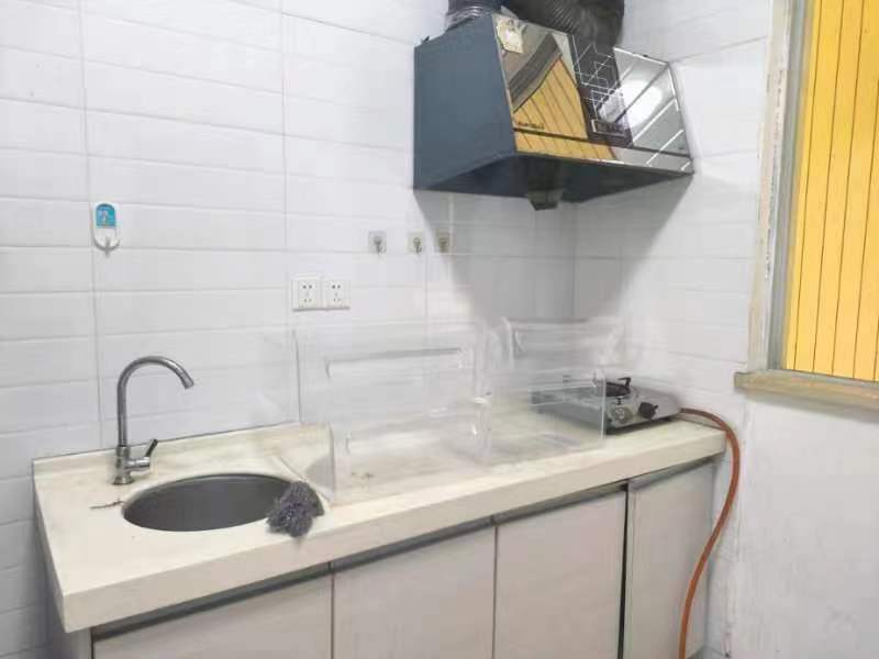 汇泰大厦 1室1厅1卫 1600.0元/月 汇泰大厦 1室1厅1卫 1600.0元/月室内图