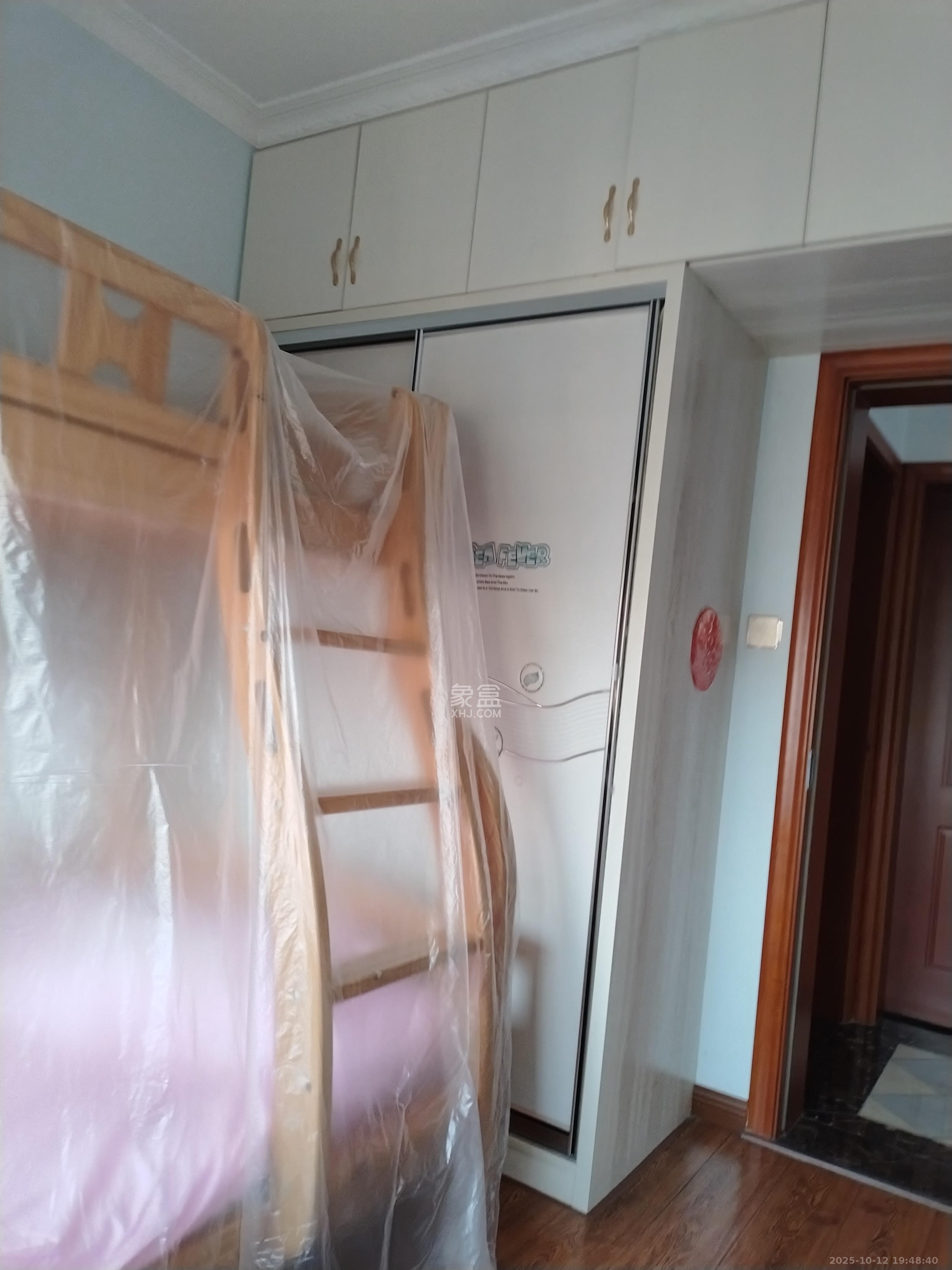 深业睿城  3室2厅2卫    2350.0元/月室内图