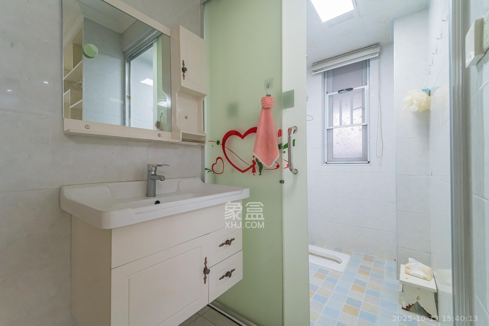 MOMA当代广场 3室2厅1卫 1999.0元/月 MOMA当代广场 3室2厅1卫 1999.0元/月室内图