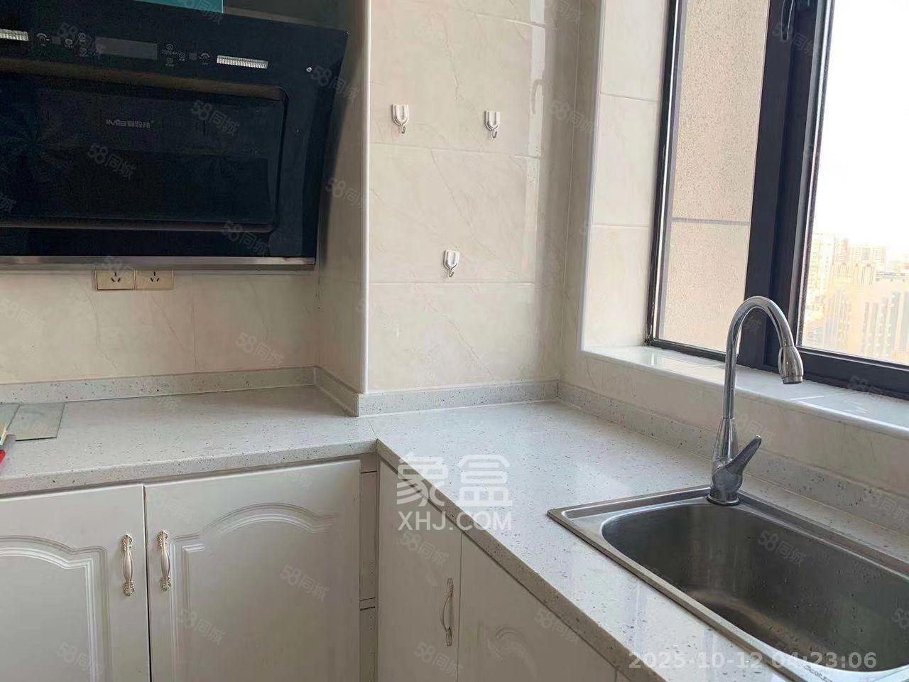 长房天翼未来城 1室1厅1卫 1500.0元/月 长房天翼未来城 1室1厅1卫 1500.0元/月室内图