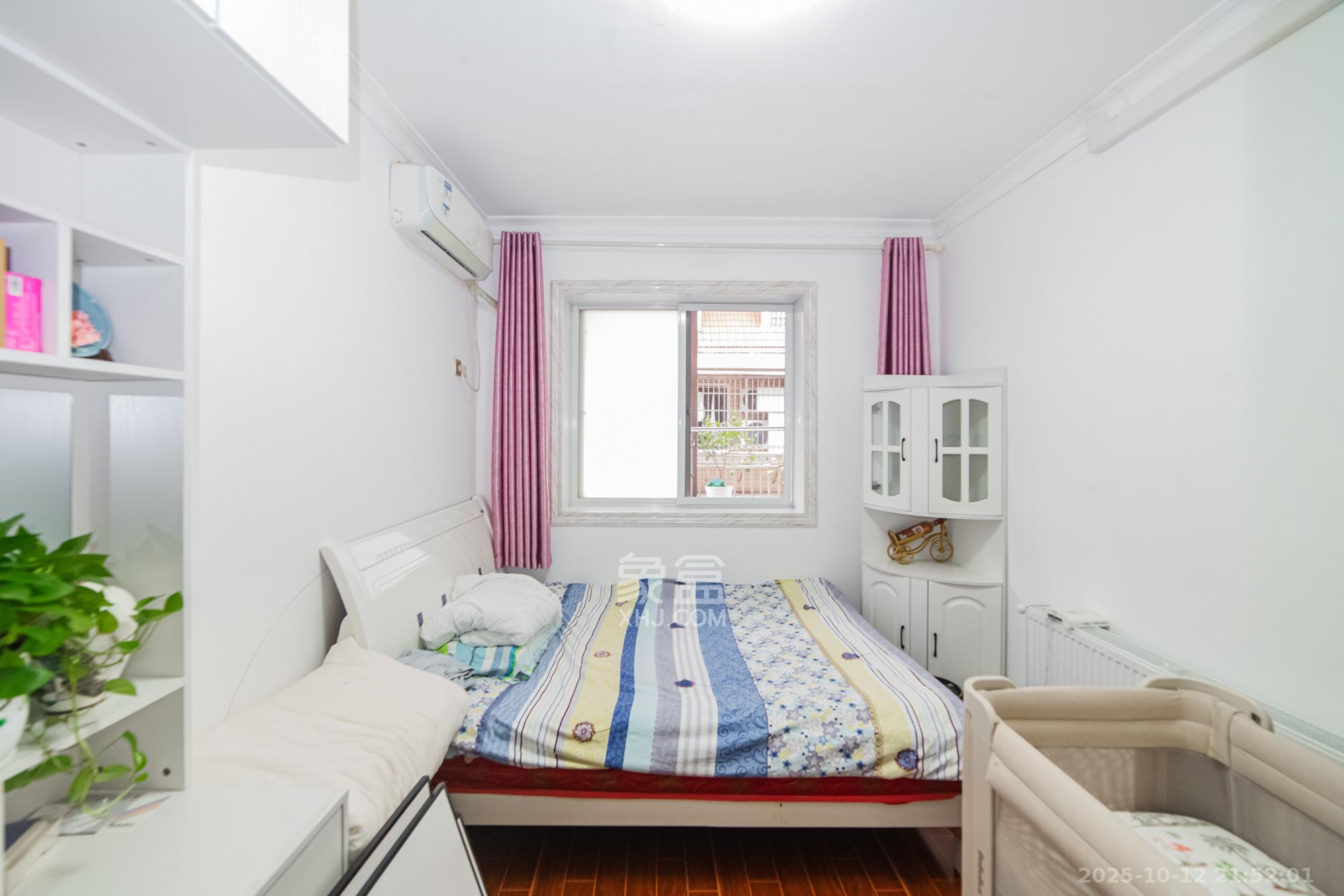 长泰豪园 7室2厅4卫 580.0万 长泰豪园 7室2厅4卫 580.0万卧室