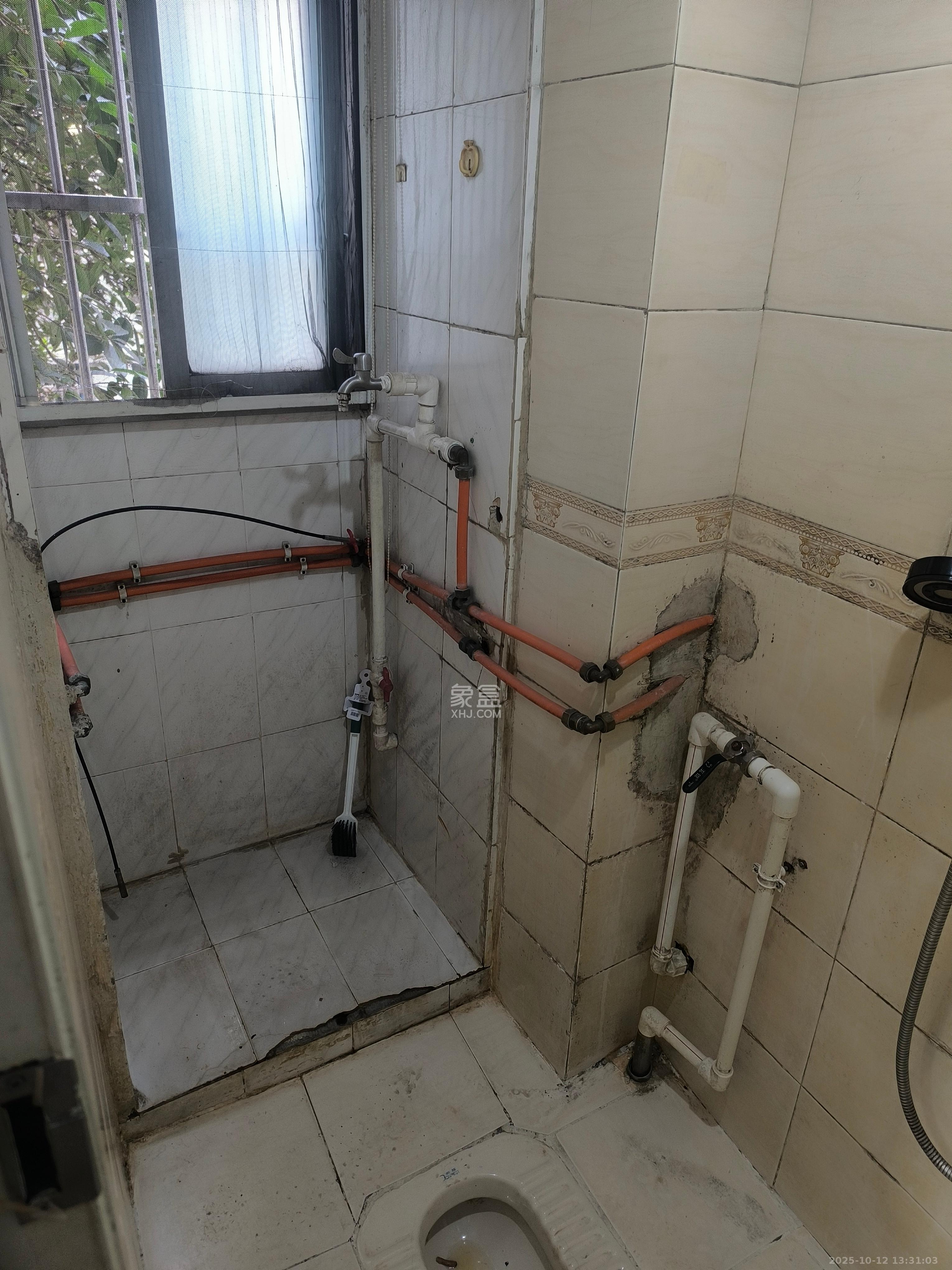 省建行宿舍  2室2厅1卫    2300.0元/月 省建行宿舍  2室2厅1卫    2300.0元/月室内图