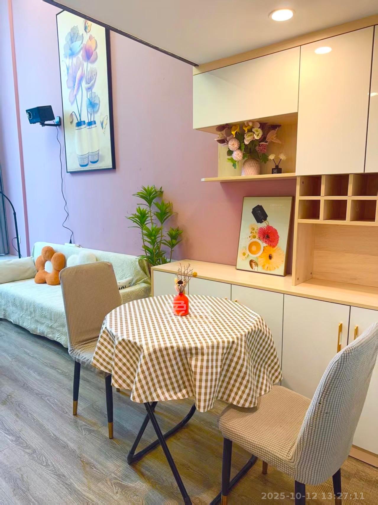 卓越浅水湾  1室1厅1卫    1880.0元/月 卓越浅水湾  1室1厅1卫    1880.0元/月