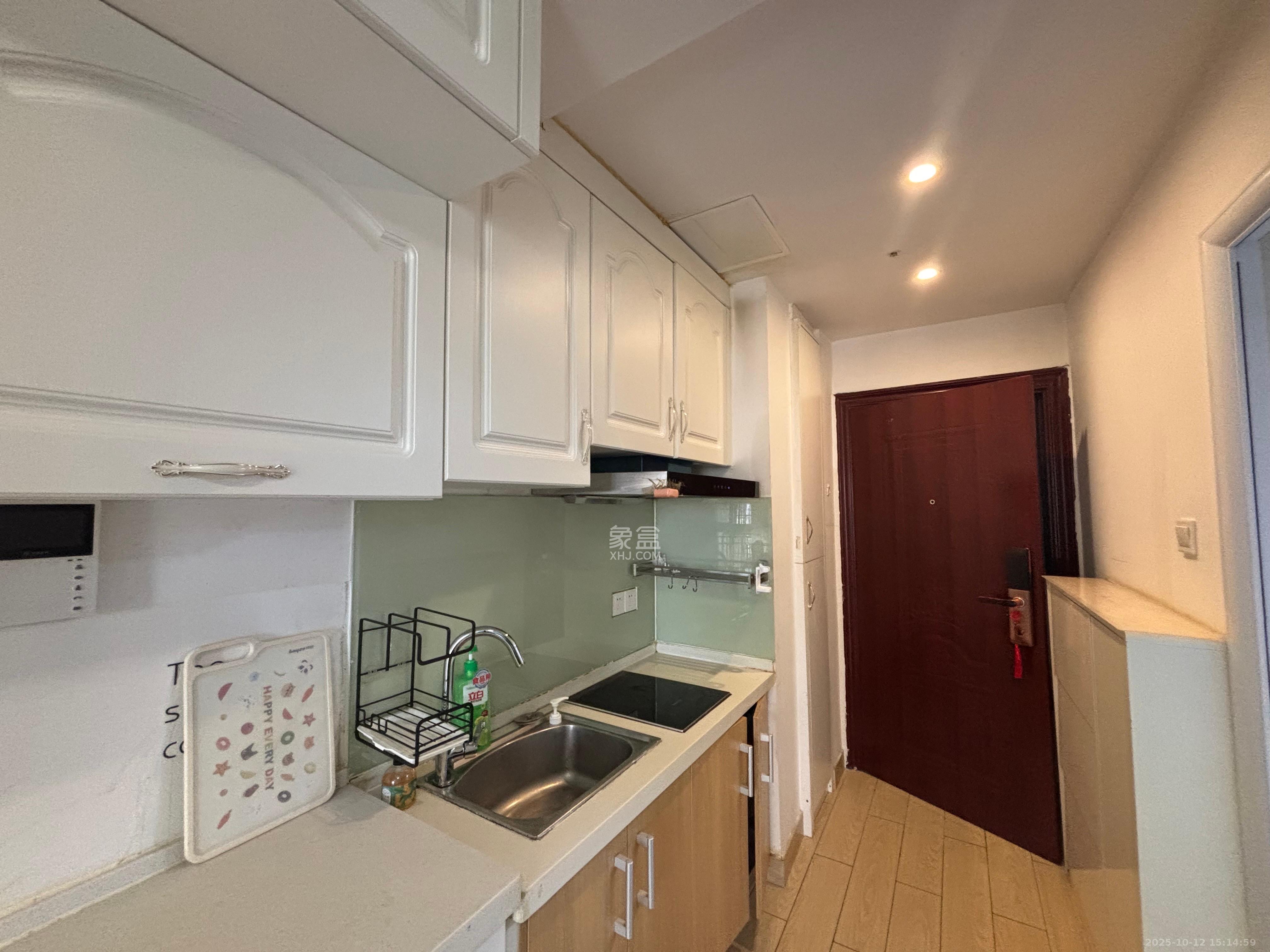 时代星空  1室1厅1卫    1300.0元/月室内图