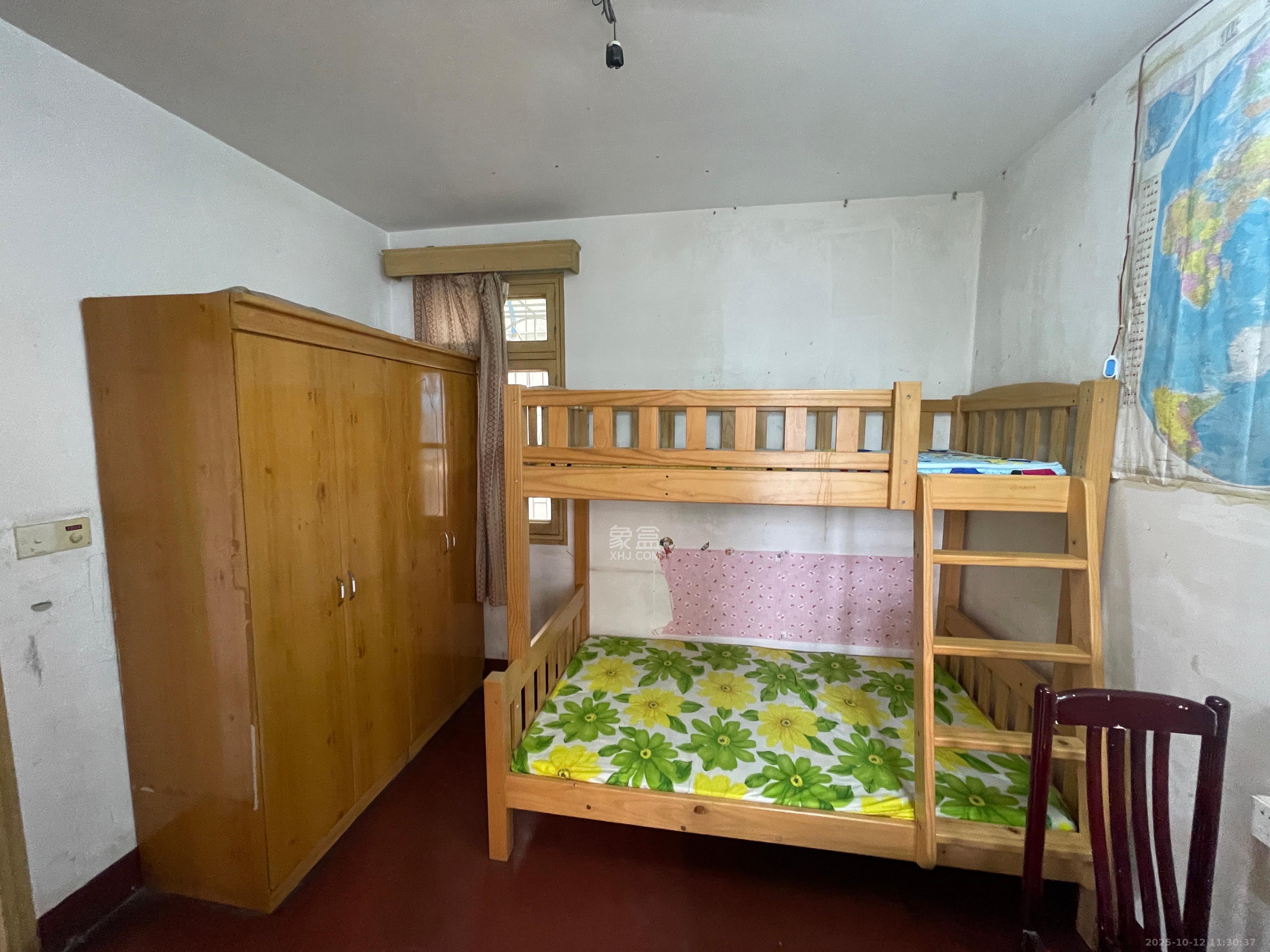 英才园三片  2室1厅1卫    1700.0元/月室内图