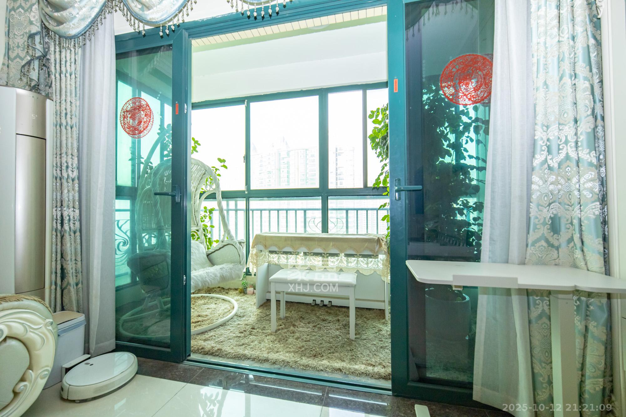 恒大雅苑  3室2厅1卫    119.0万阳台