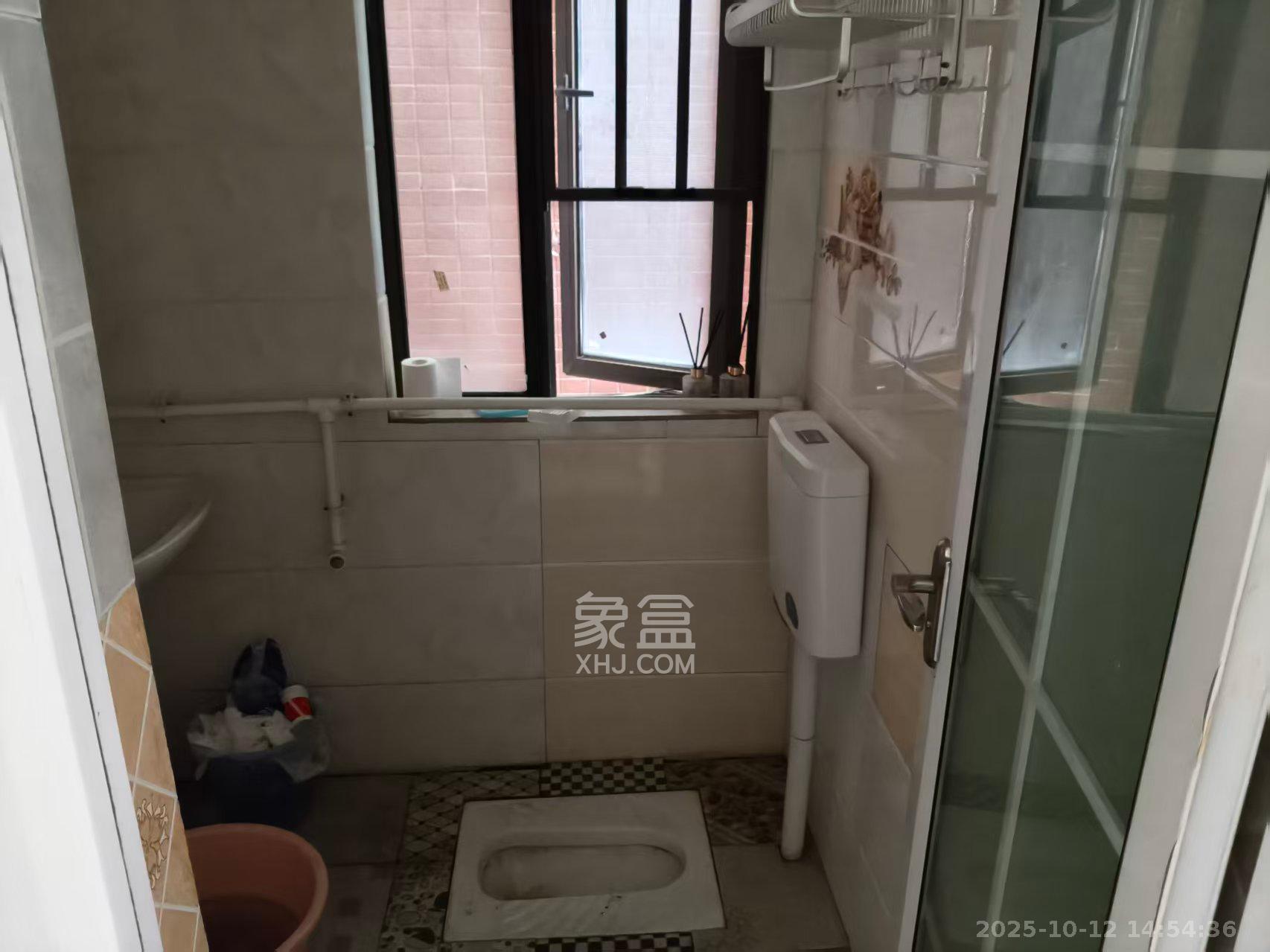 中冶中央公园  4室1厅2卫    2000.0元/月室内图