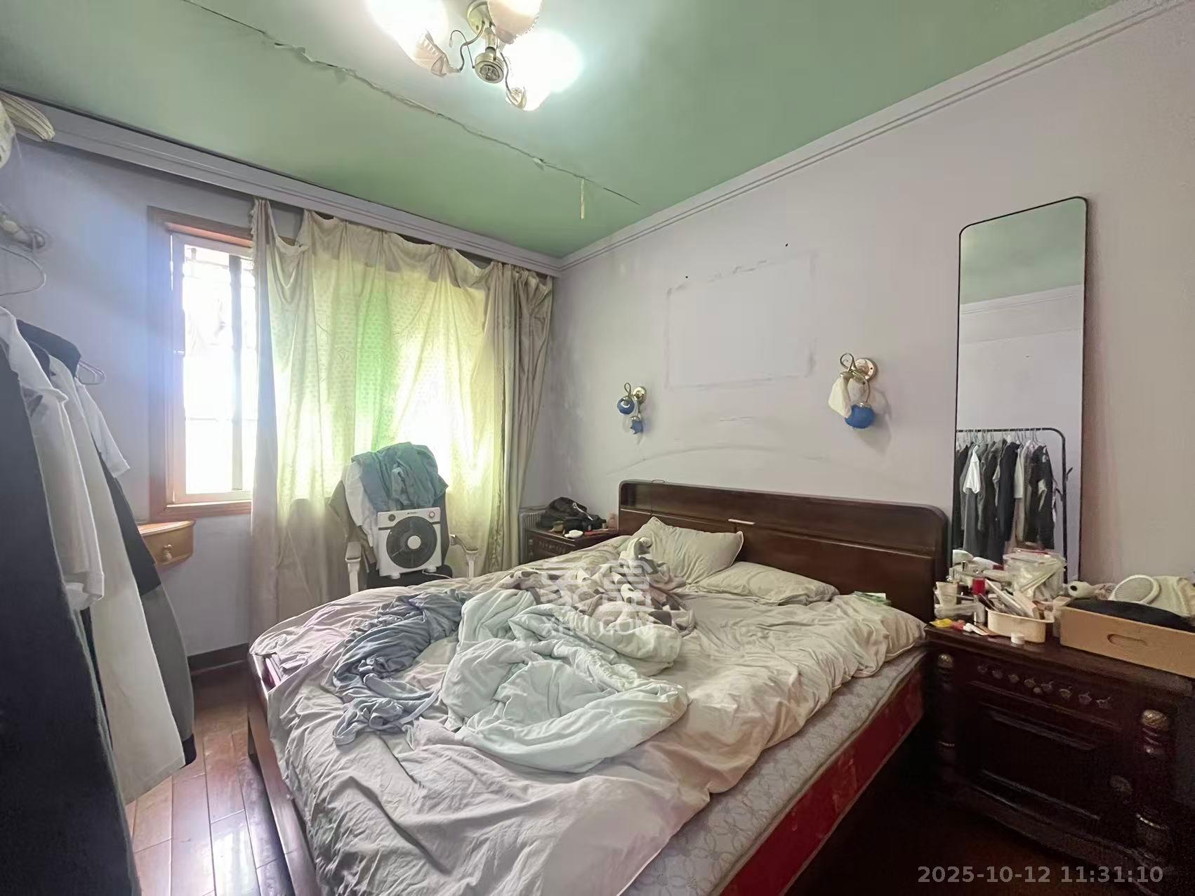 恩瑞麓山名园（龙王港小区）  3室2厅2卫    2608.0元/月室内图