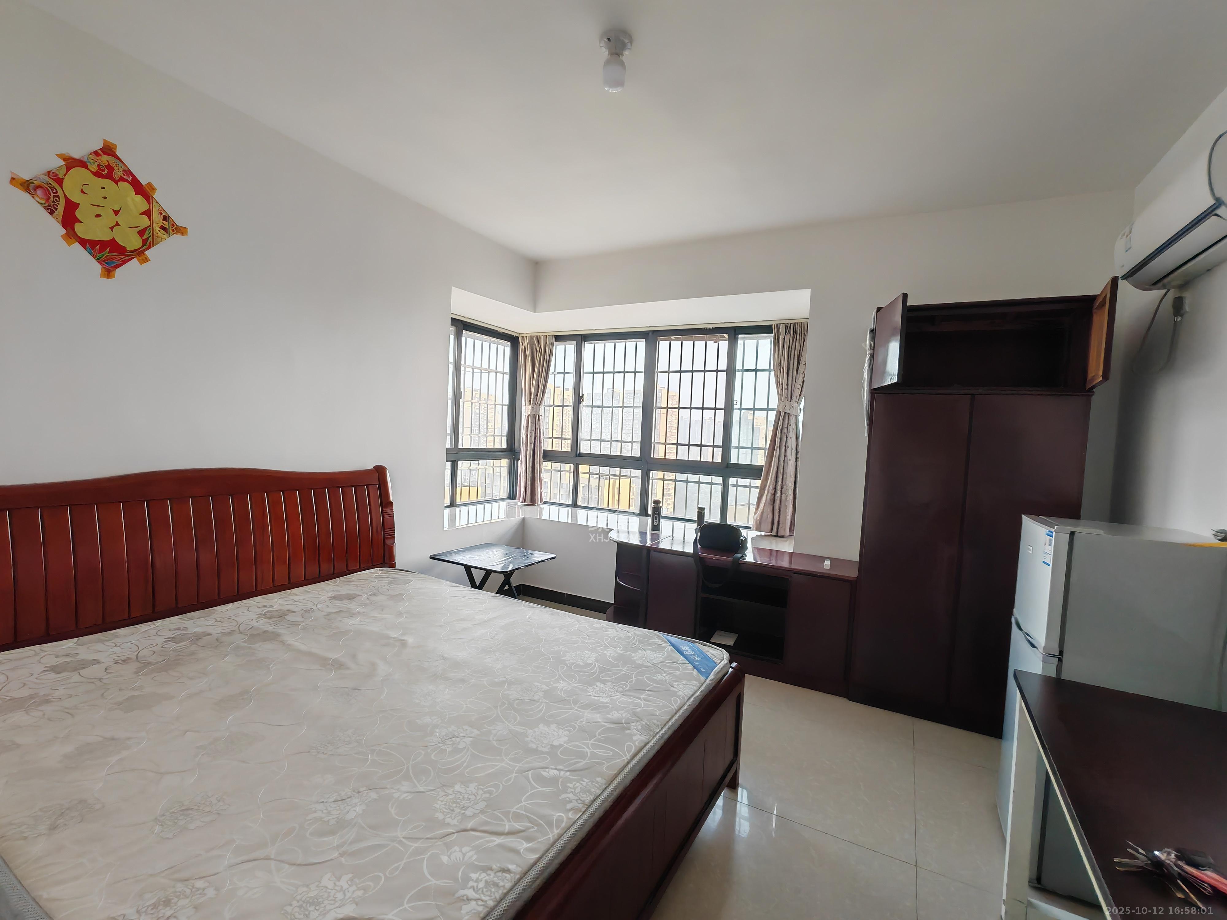 岳鞍阁小区 1室0厅0卫 900.0元/月 岳鞍阁小区 1室0厅0卫 900.0元/月室内图