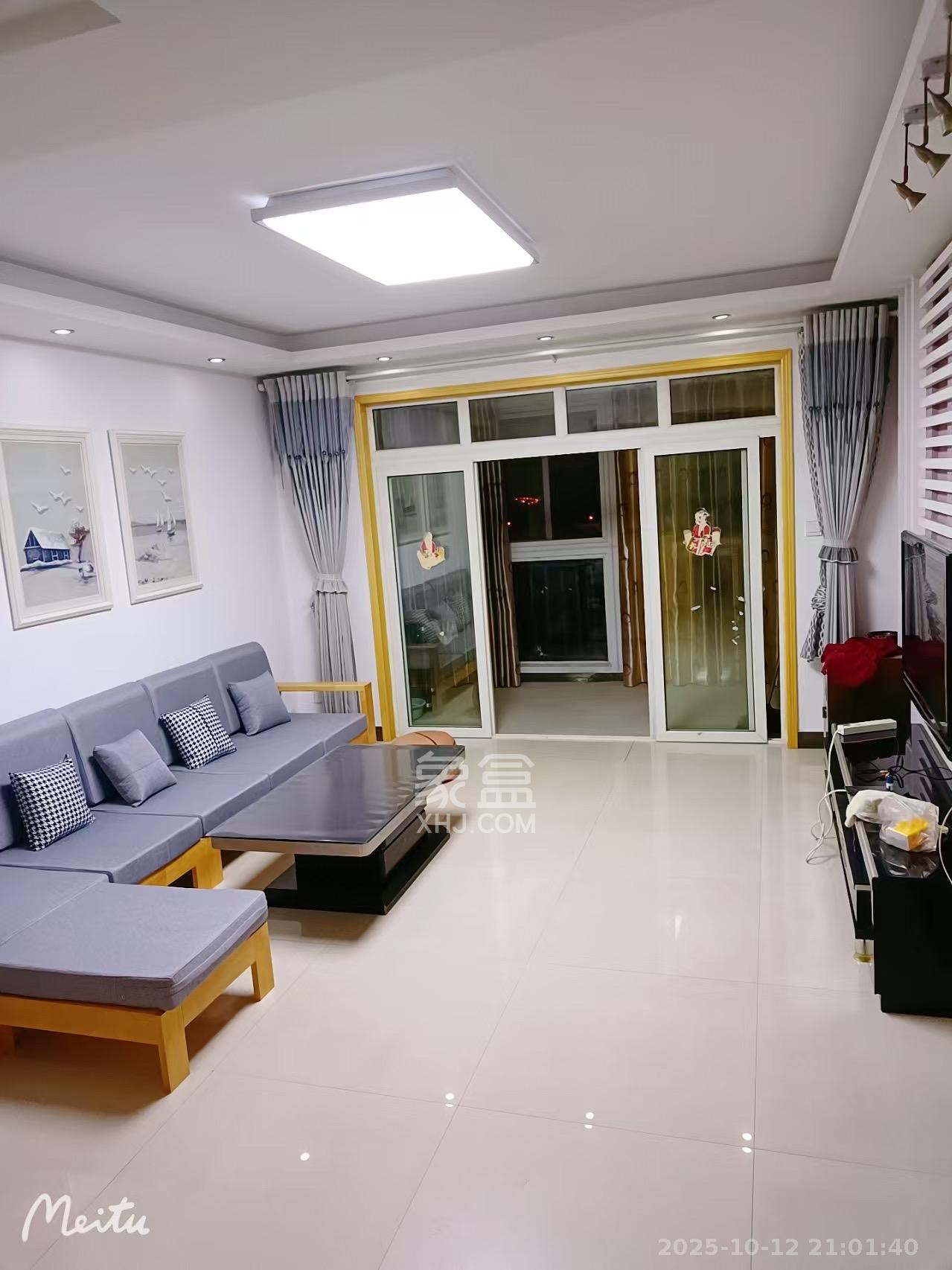 方略学府佳境  3室2厅2卫    2200.0元/月 方略学府佳境  3室2厅2卫    2200.0元/月