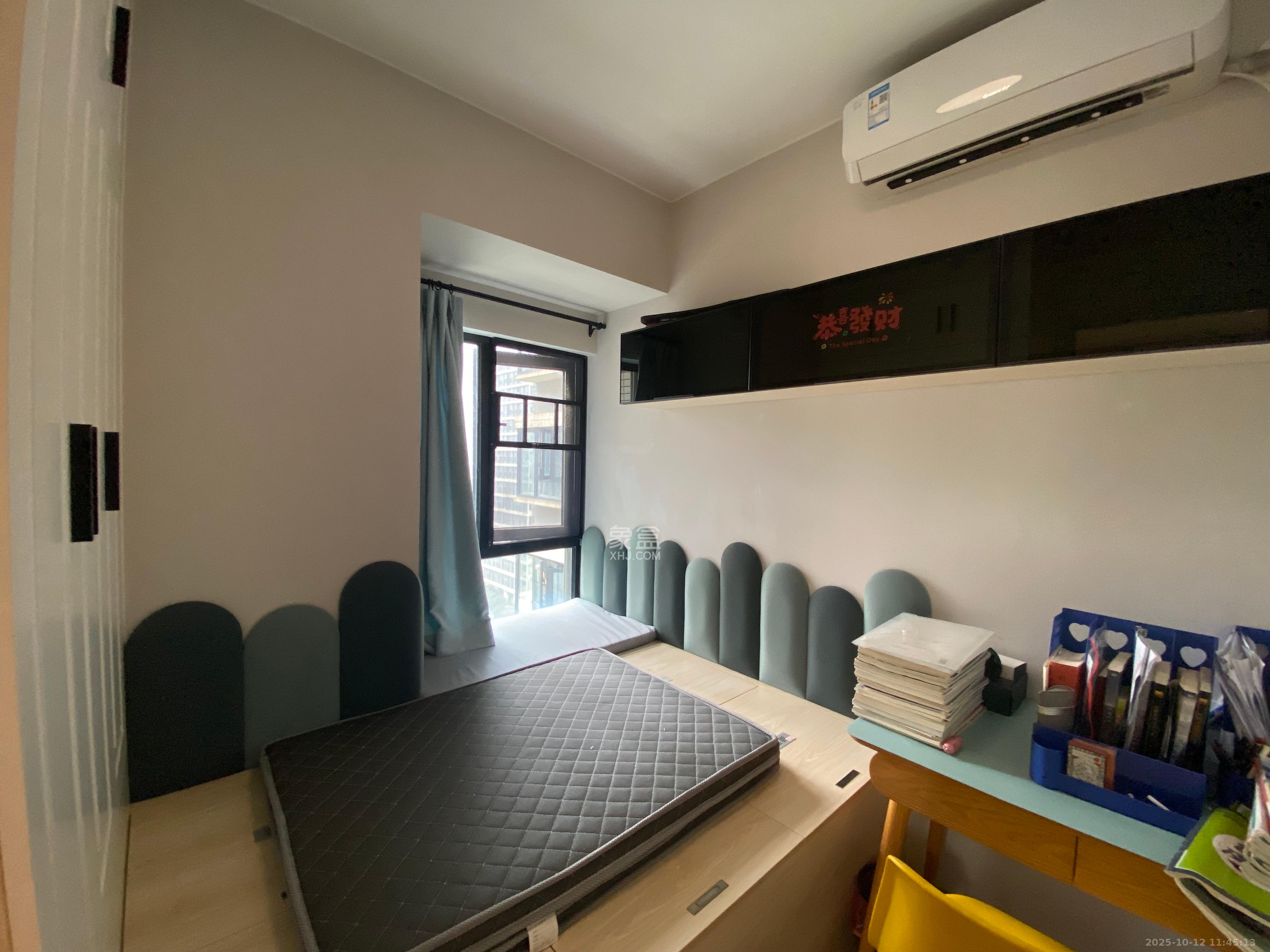 时代年华  1室0厅0卫    2300.0元/月室内图