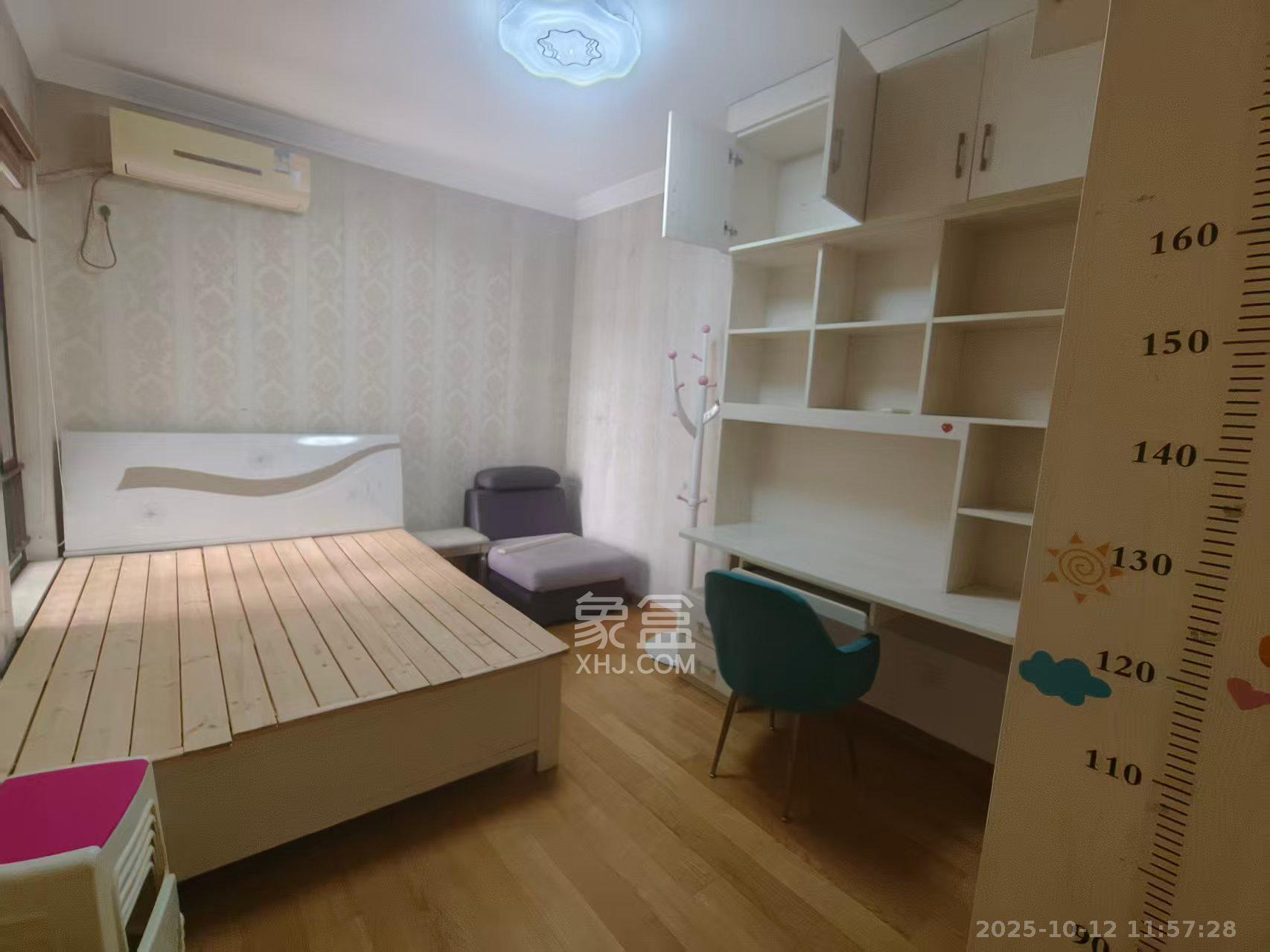 中海国际四期  3室2厅1卫    2000.0元/月 中海国际四期  3室2厅1卫    2000.0元/月室内图