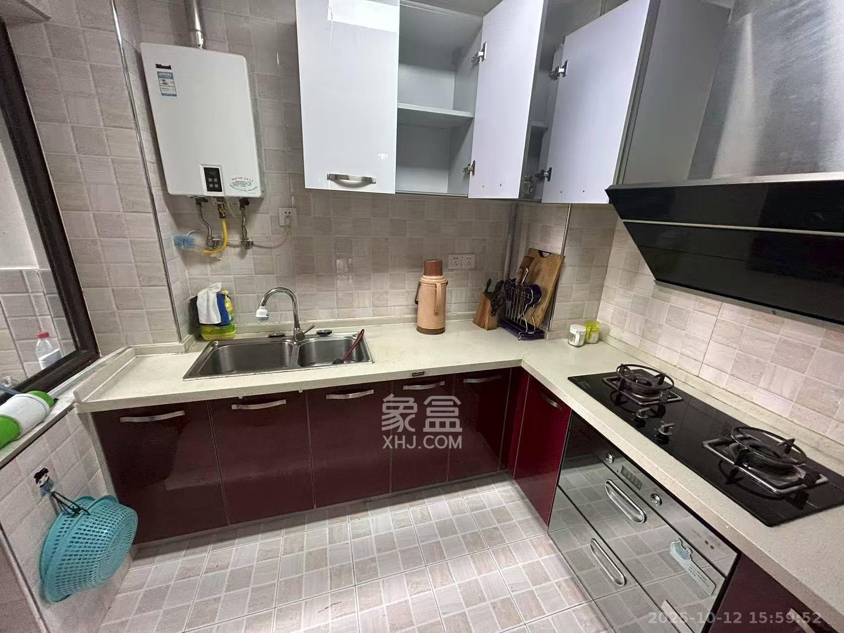 鑫远和城（一、二期）  1室2厅2卫    2650.0元/月室内图