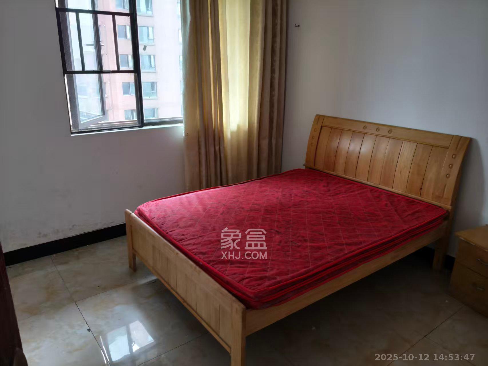 中冶中央公园  4室1厅2卫    2000.0元/月室内图