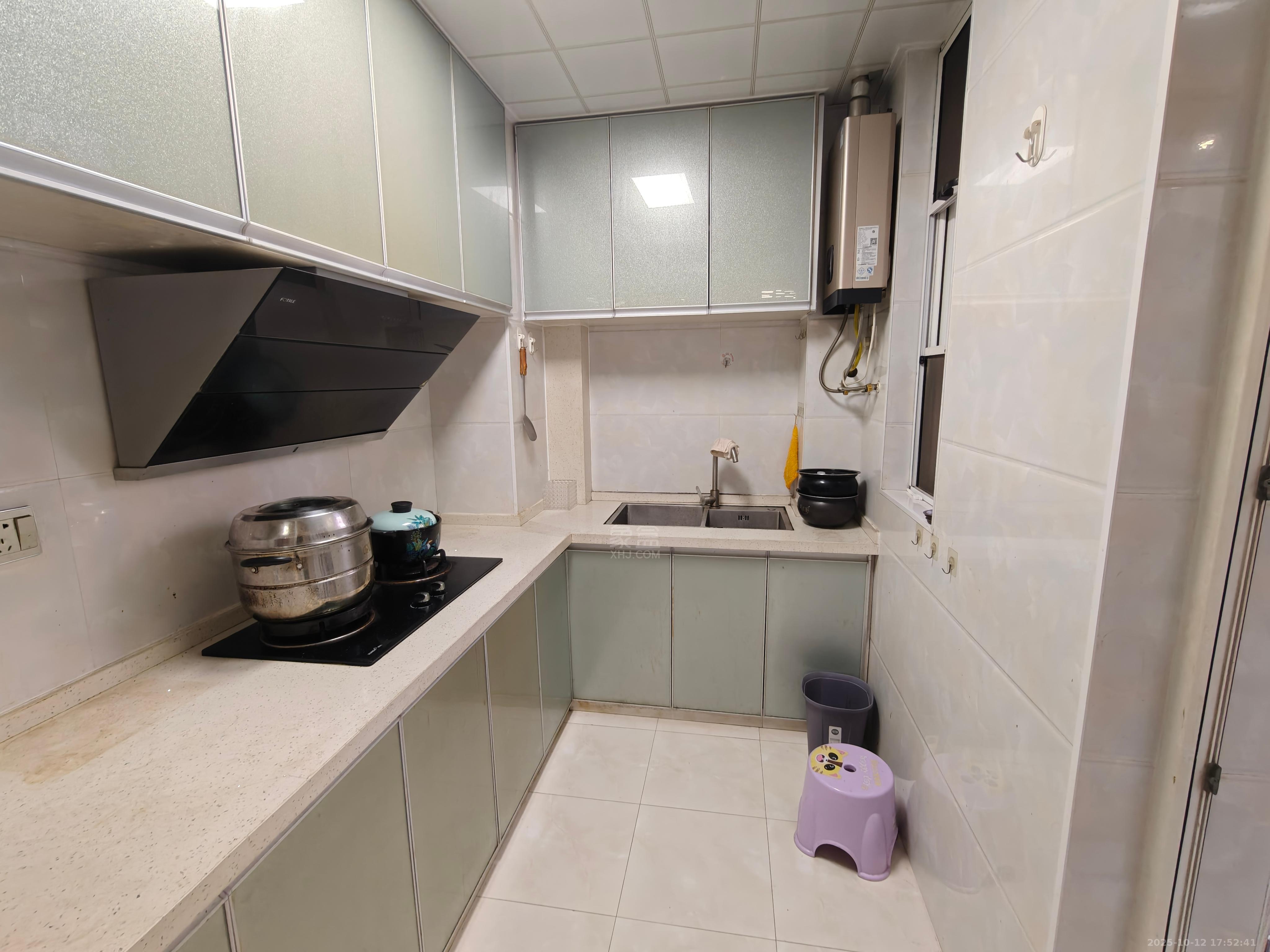 佳兆业金域天下三期  3室2厅2卫    1800.0元/月室内图