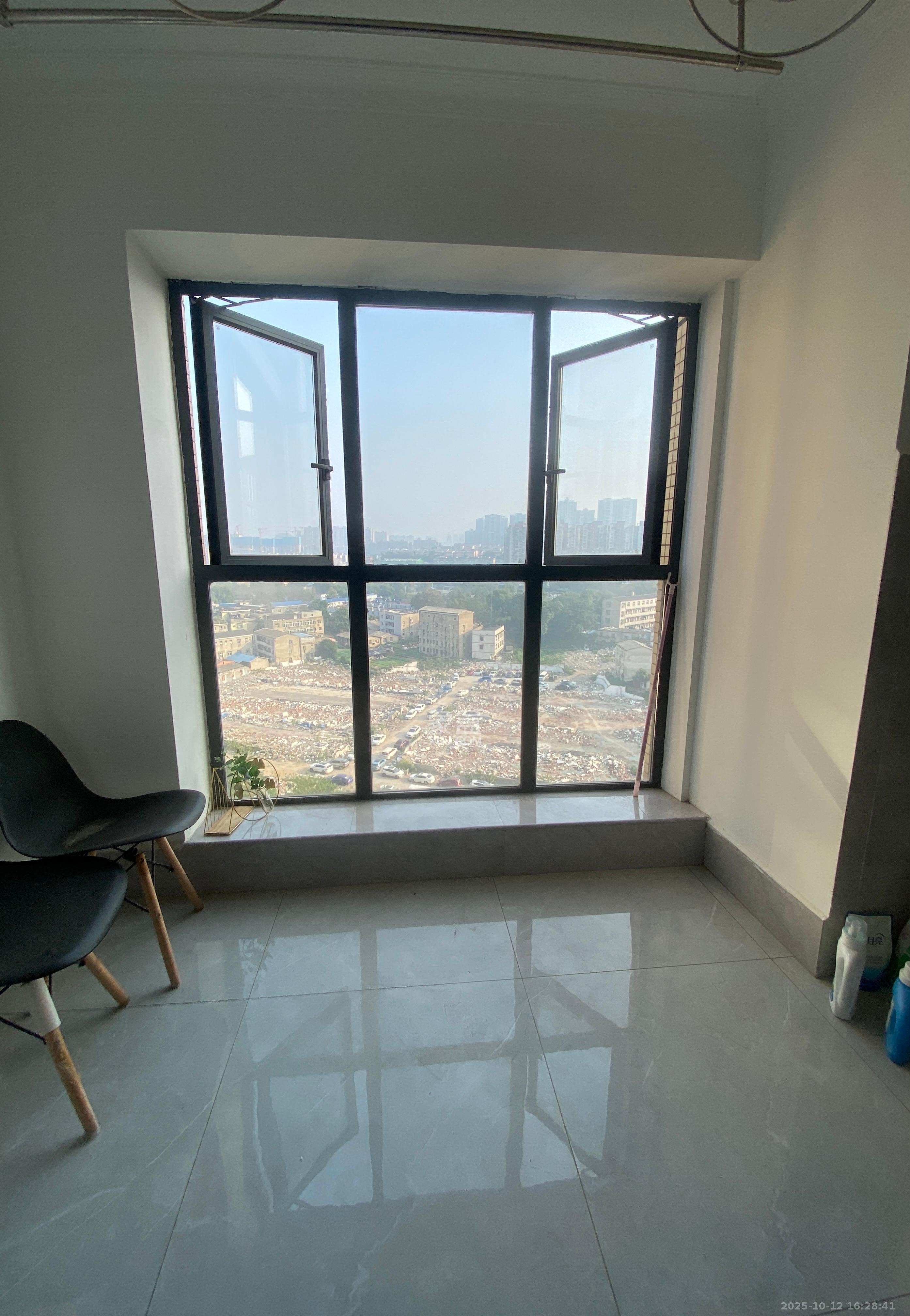 叠彩兰亭 1室0厅0卫 3000.0元/月 叠彩兰亭 1室0厅0卫 3000.0元/月室内图