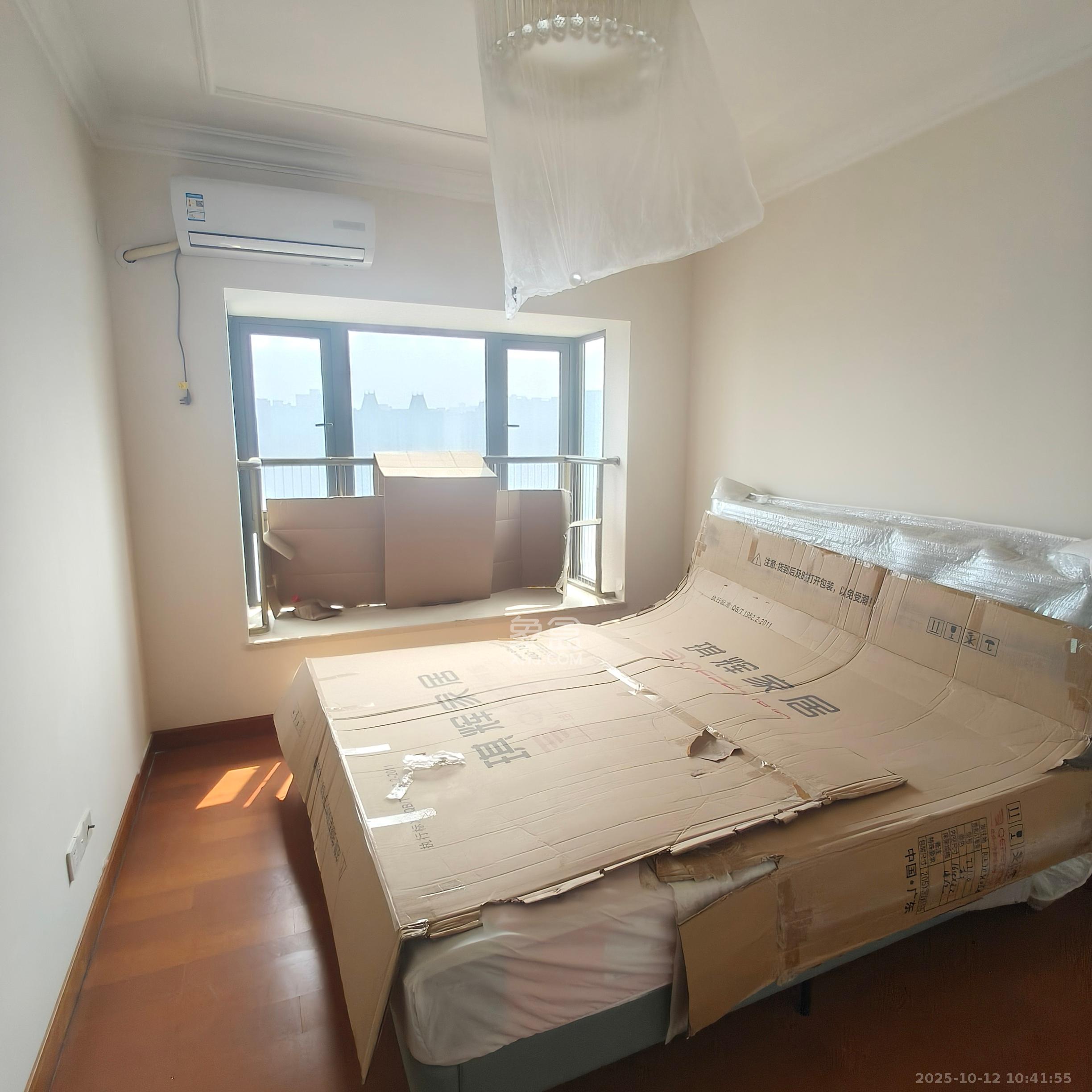 恒大御景天下城三期  3室2厅1卫    2400.0元/月 恒大御景天下城三期  3室2厅1卫    2400.0元/月室内图