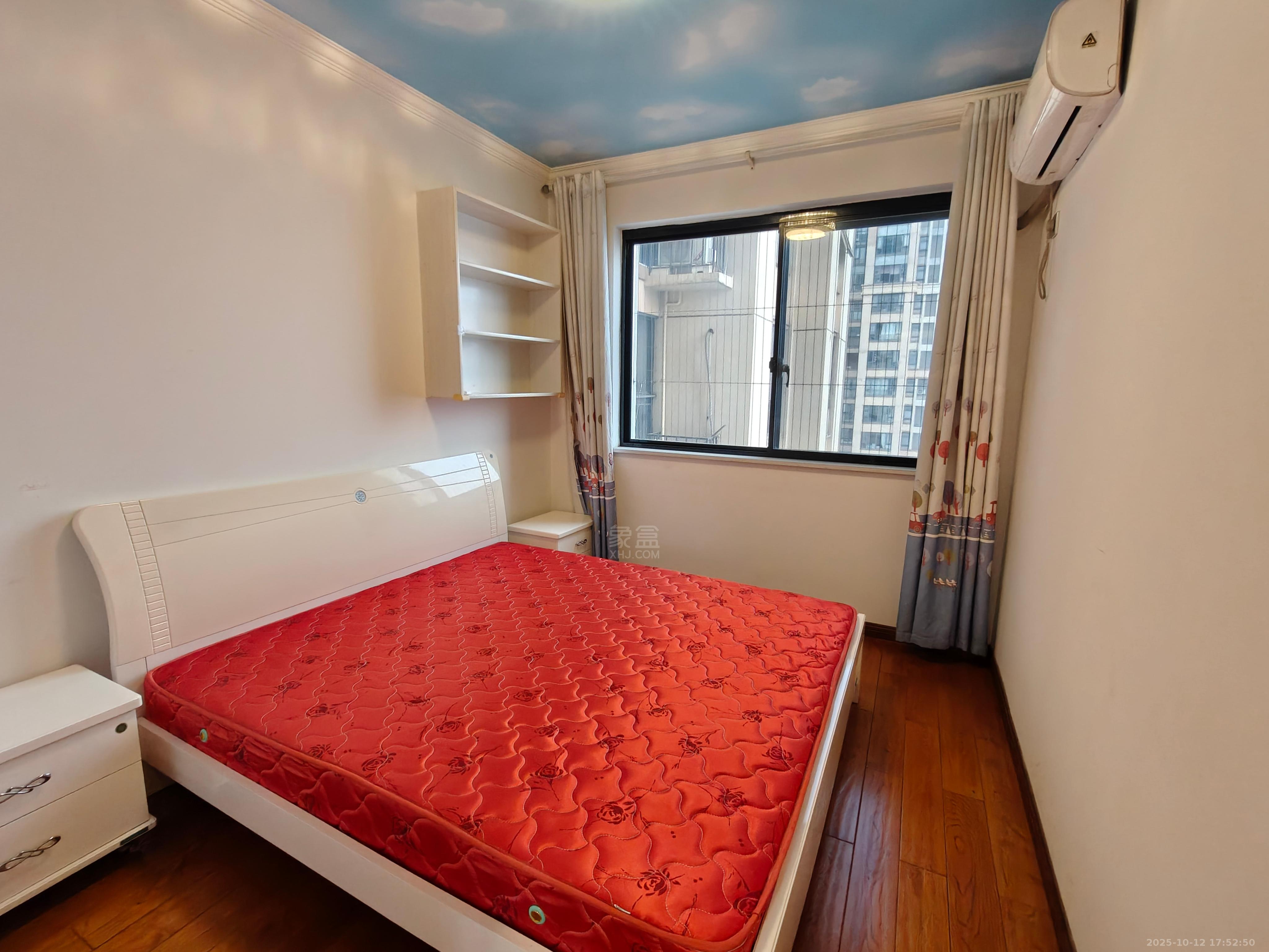 佳兆业金域天下三期  3室2厅2卫    1800.0元/月室内图