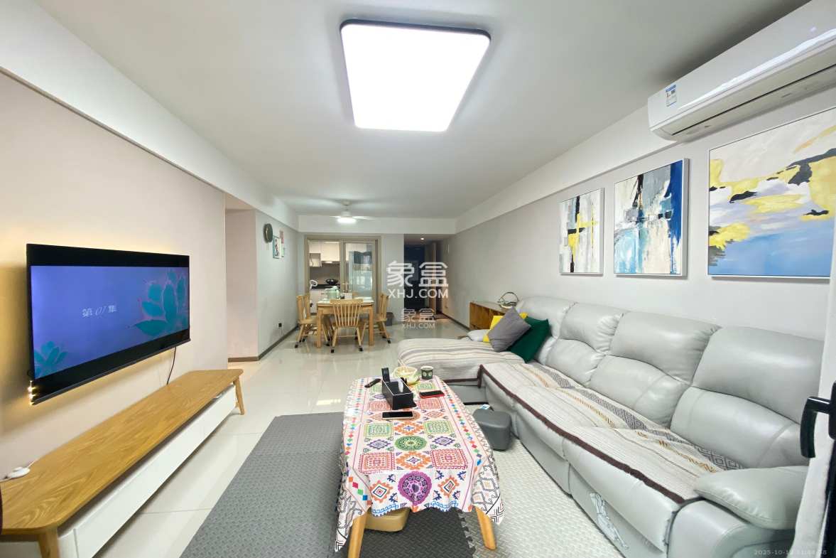 时代年华 1室0厅0卫 2300.0元/月 时代年华 1室0厅0卫 2300.0元/月室内图