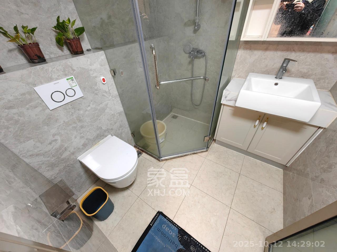 梦想新天地 1室1厅1卫 2200.0元/月 梦想新天地 1室1厅1卫 2200.0元/月室内图